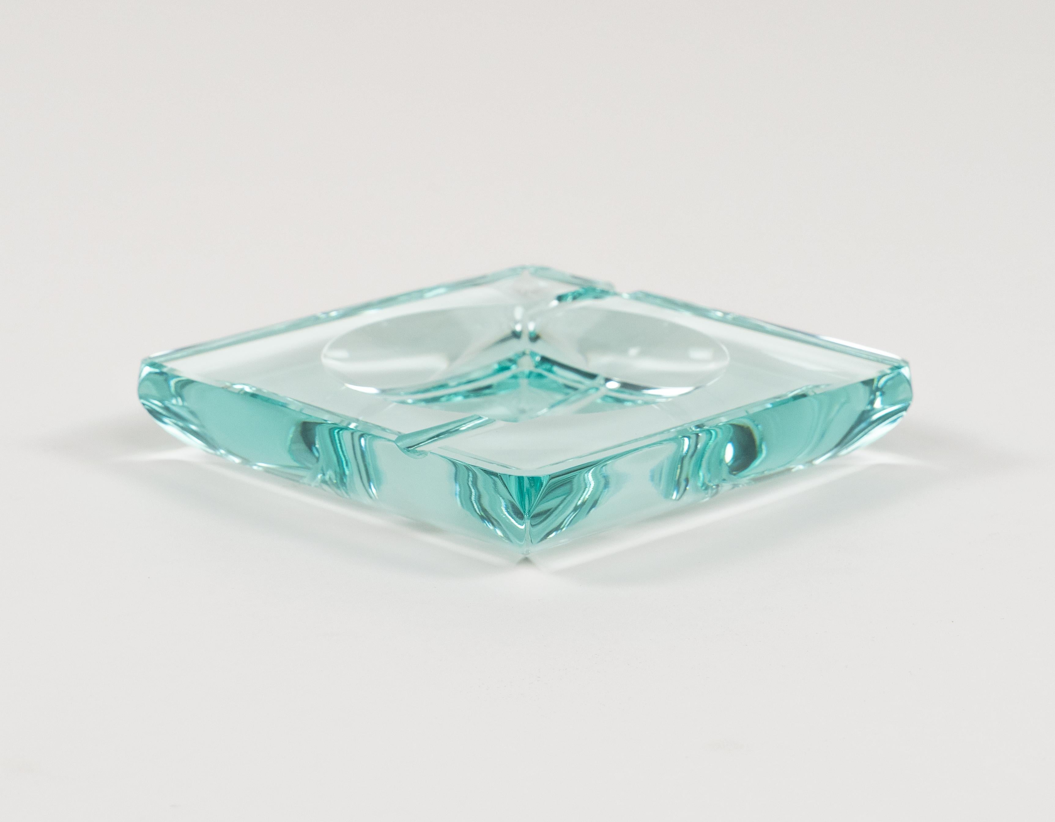 Cenicero cuadrado de mediados de siglo Estilo Fontana Arte, cristal verde, Italia Años 70 en venta 4