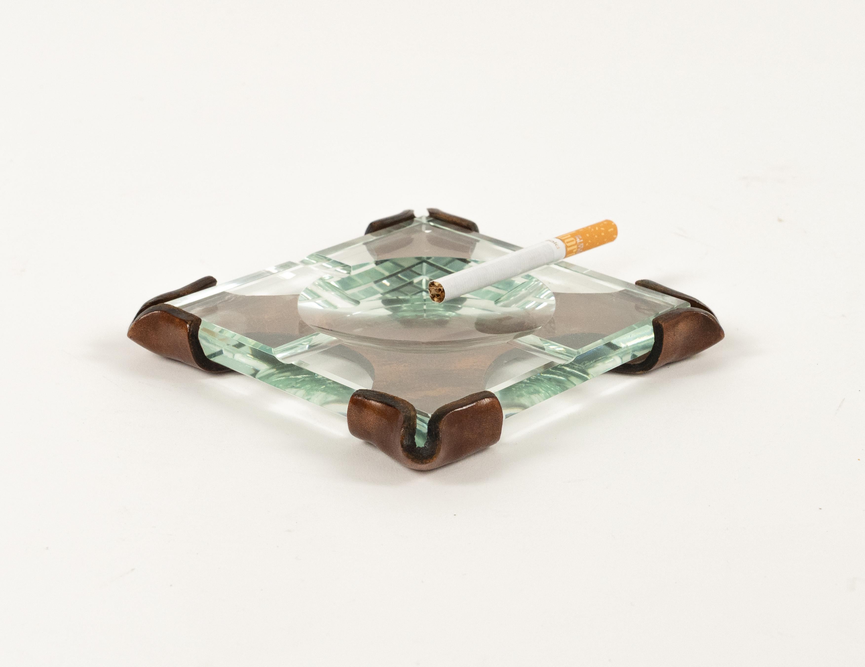 Italian Midcentury Squared Ashtray in Leather and Glass by CAP, Italy 1970s For Sale