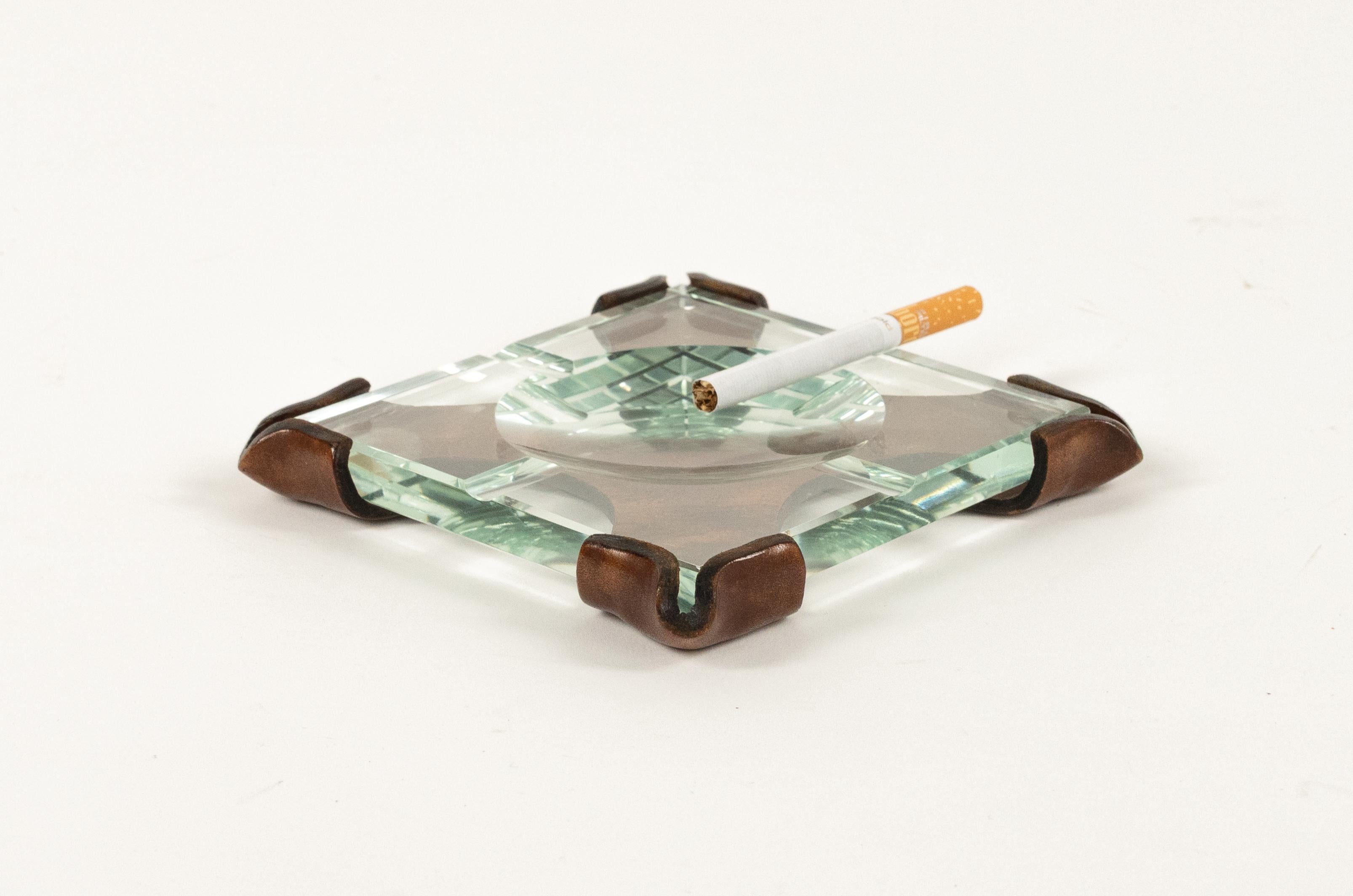 Late 20th Century Midcentury Squared Ashtray in Leather and Glass by CAP, Italy 1970s For Sale