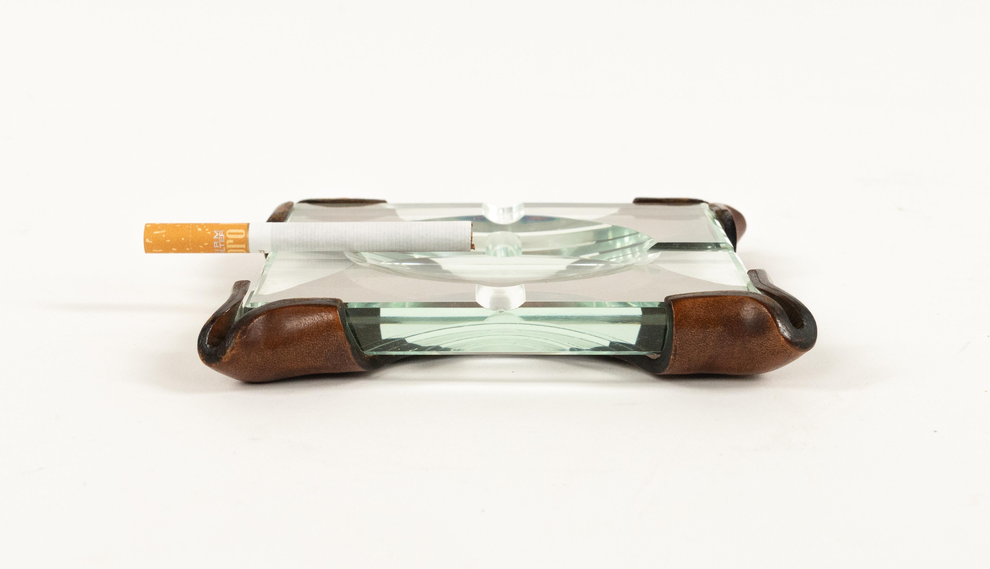 Midcentury Squared Ashtray in Leather and Glass by CAP, Italy 1970s For Sale 2
