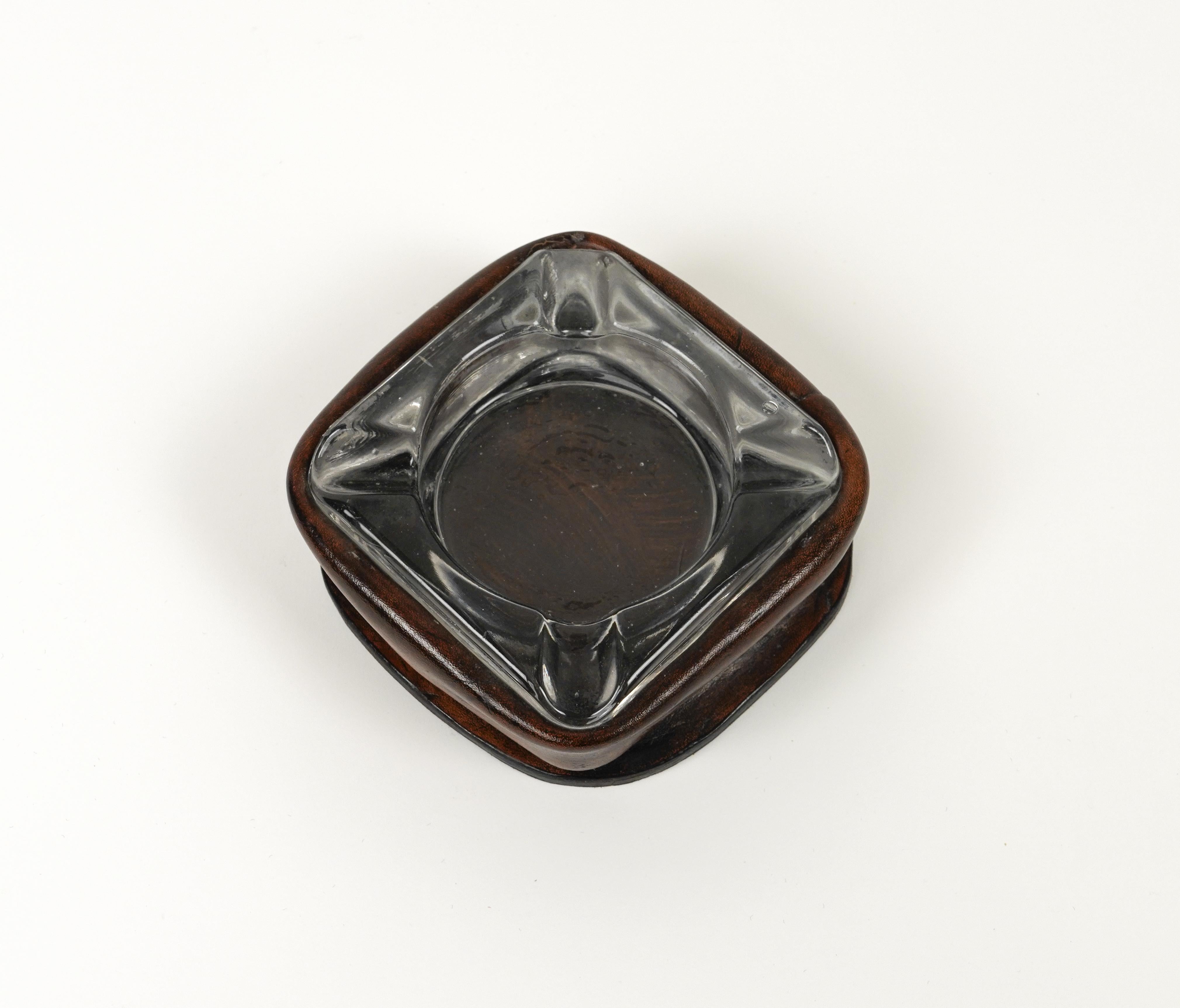 Midcentury Squared Ashtray in Leather and Glass Jacques Adnet Style, Italy 1970s For Sale 6