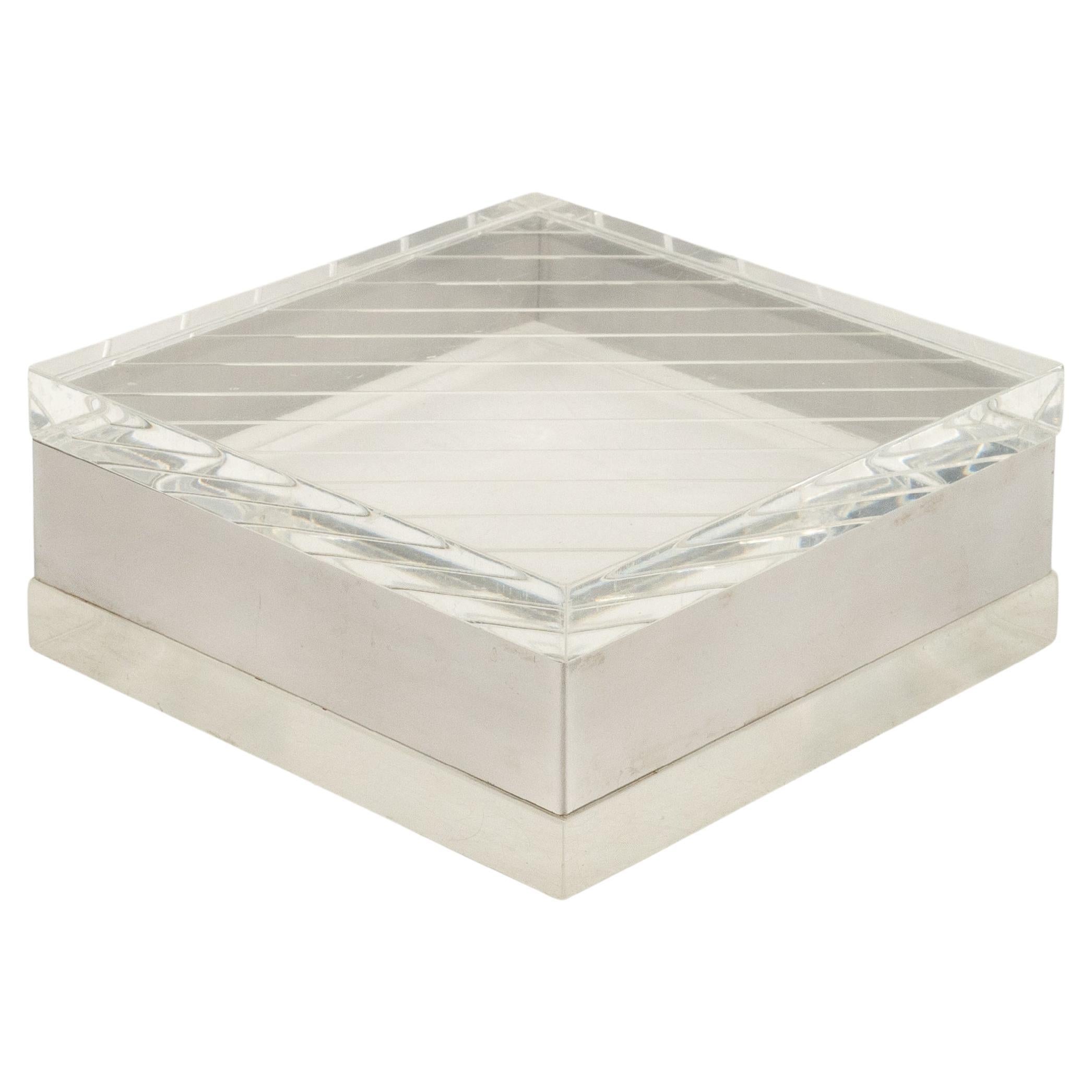 Caja decorativa cuadrada de mediados de siglo en lucita y cromo, Italia Años 70