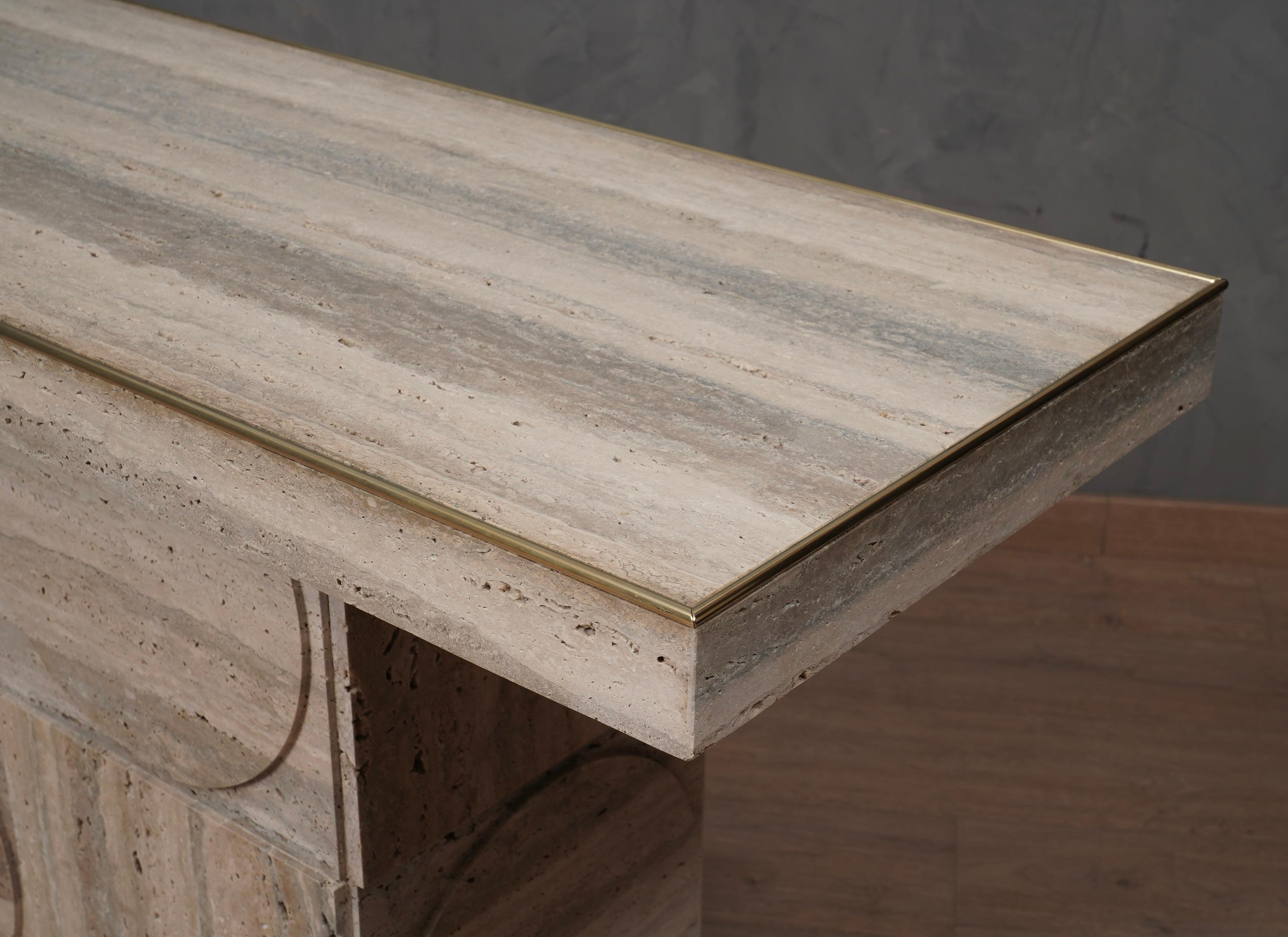 MidCentury Squared Travertine and Brass Center Console Table, 2000 In Good Condition In Roma, Lazio