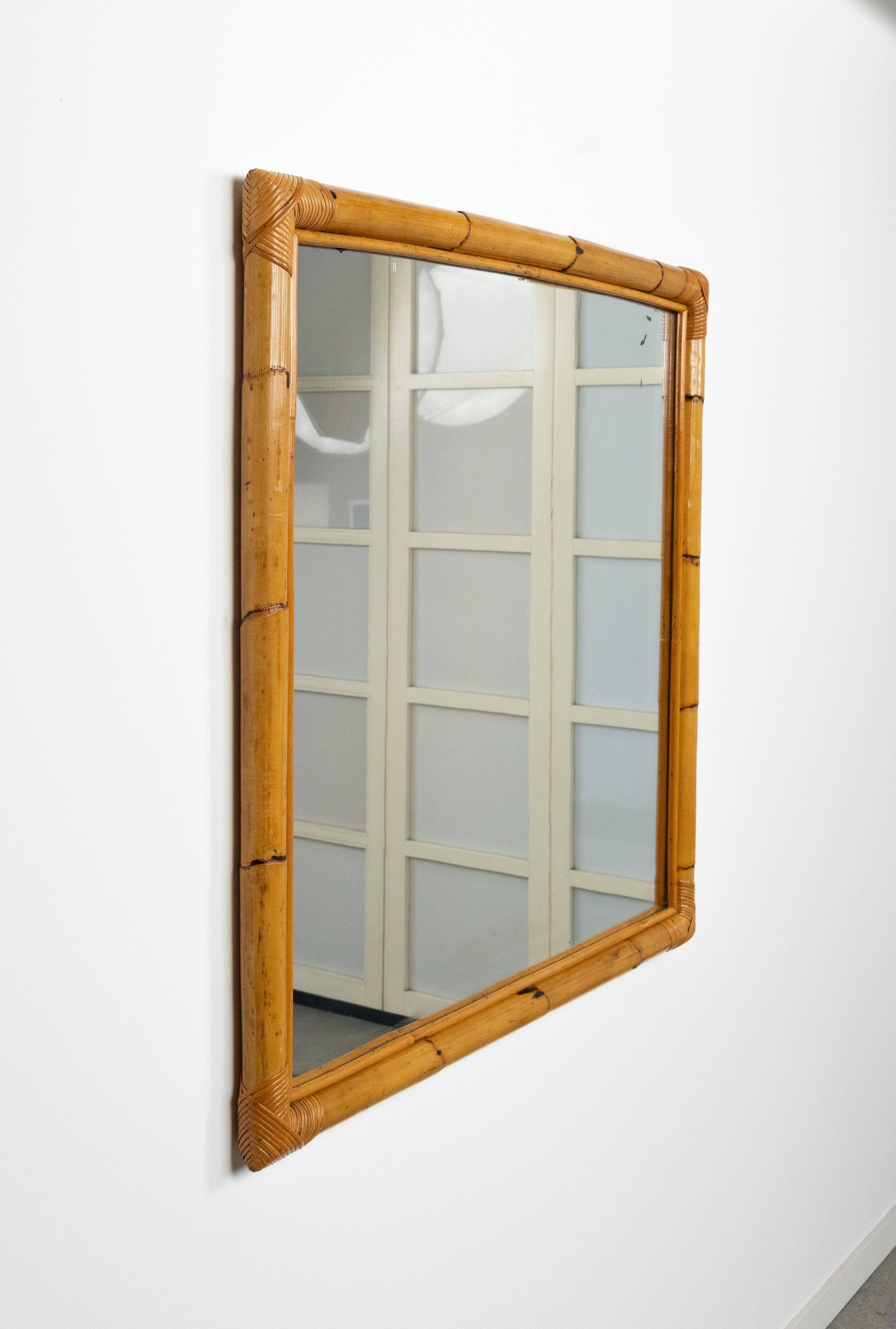 Midcentury Squared Wall Mirror Rattan and Bamboo, Italy 1970s in vendita 3