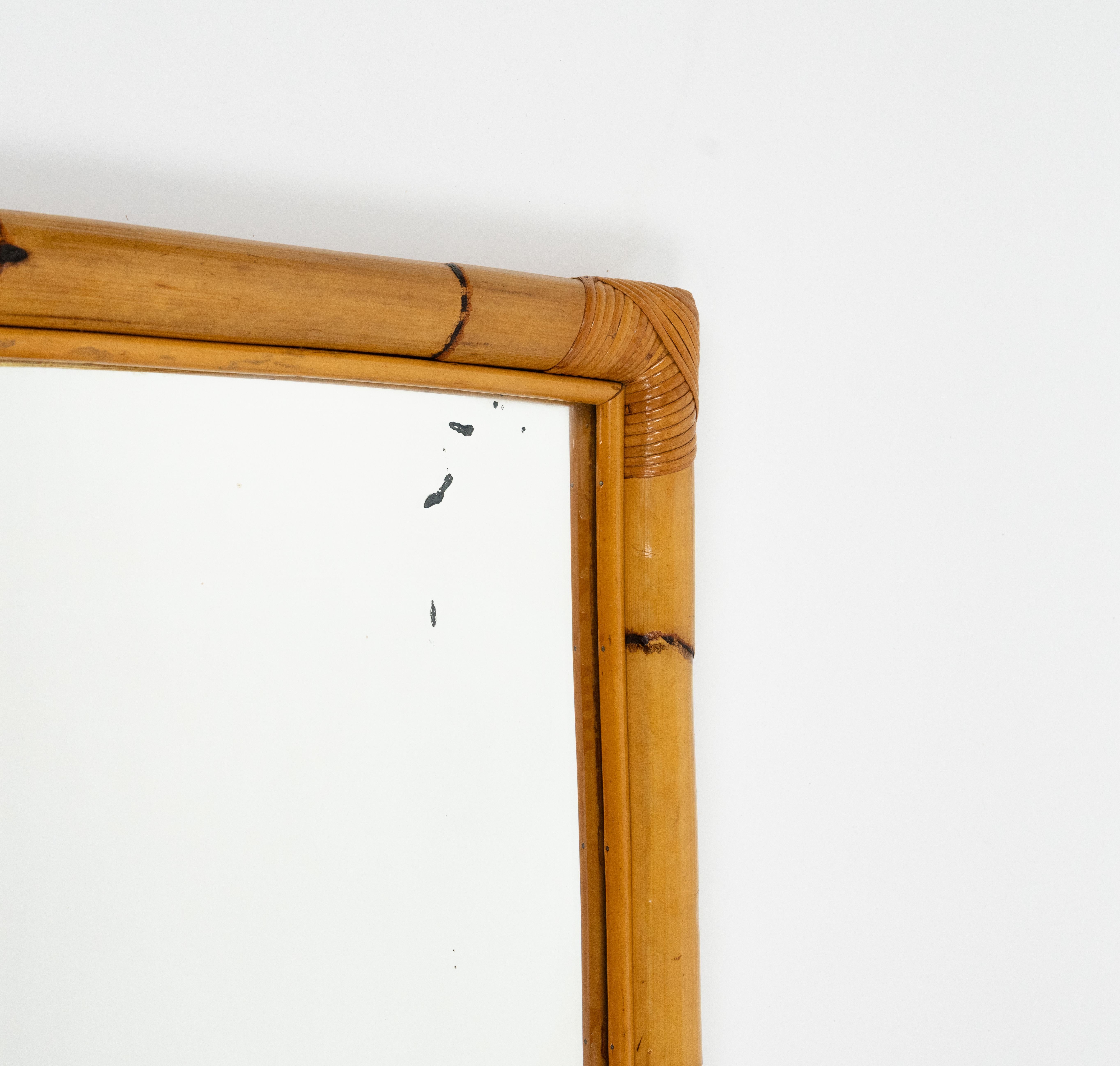 Midcentury Squared Wall Mirror Rattan and Bamboo, Italy 1970s In condizioni buone in vendita a Rome, IT