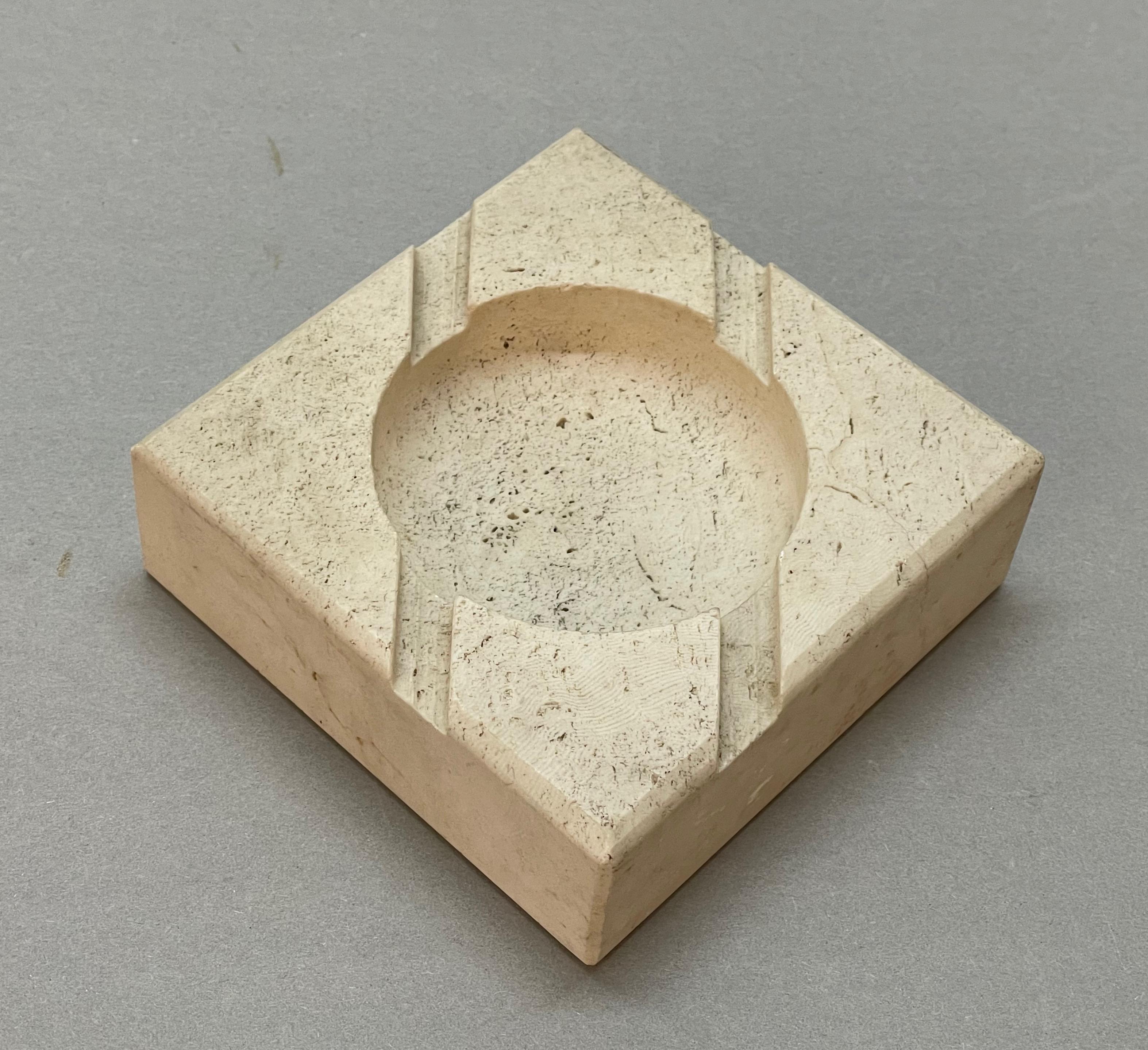 Midcentury Squared White Travertine Marble Italian Ashtray After Mannelli, 1970s For Sale 5