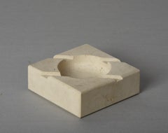 Midcentury Squared White Travertine Marble Italian Ashtray After Mannelli, 1970s