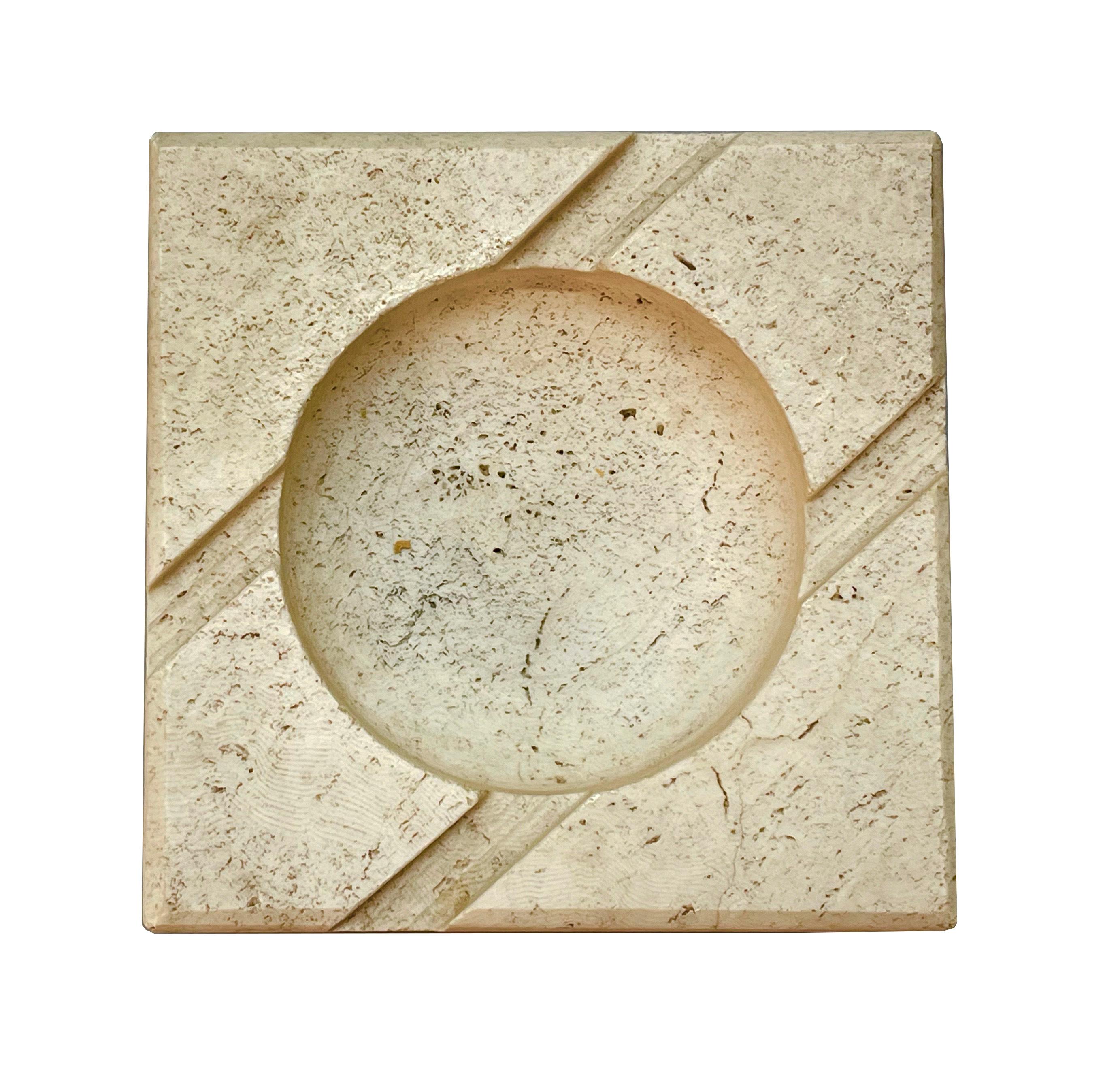 Mid-Century Modern Midcentury Squared White Travertine Marble Italian Ashtray After Mannelli, 1970s For Sale