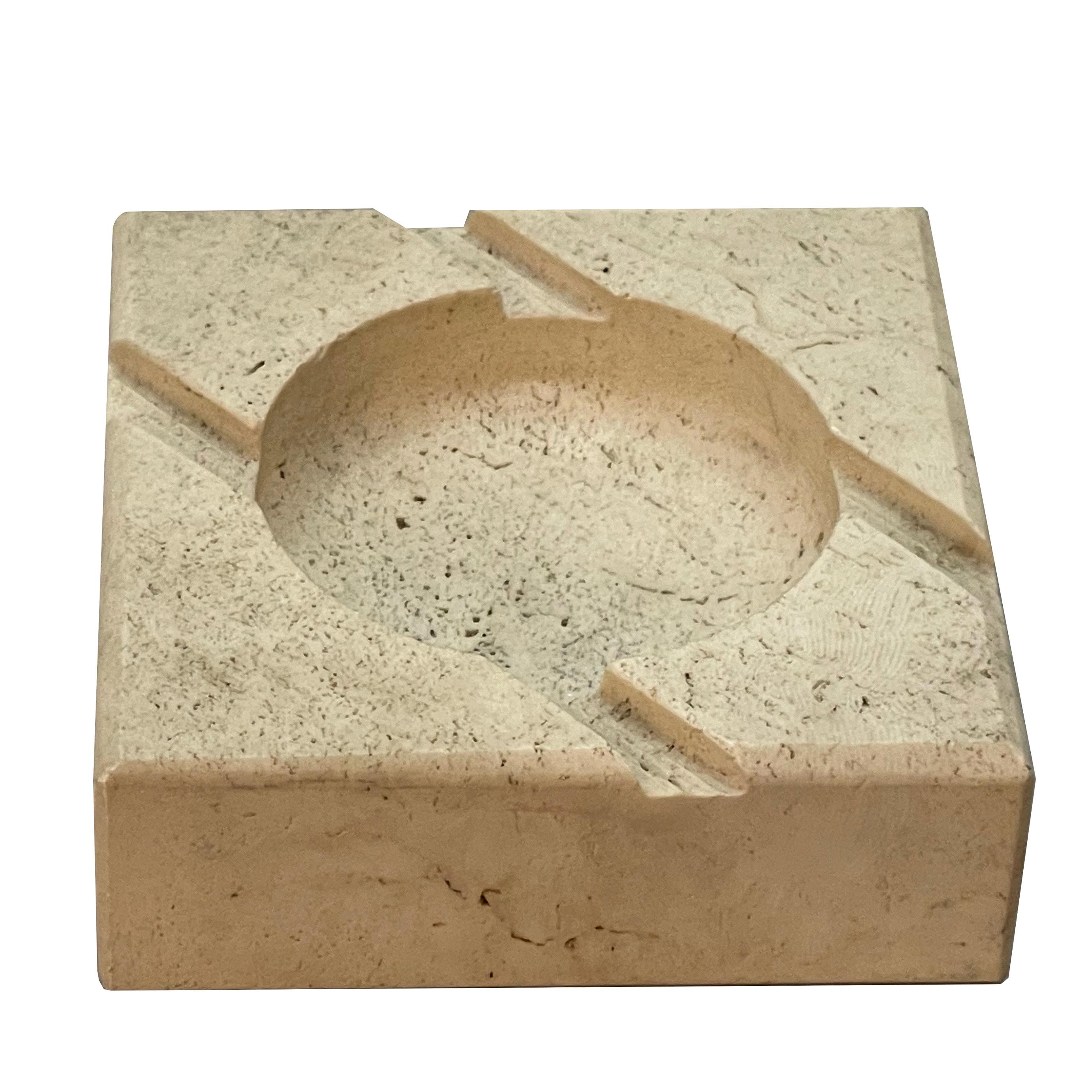 Midcentury Squared White Travertine Marble Italian Ashtray After Mannelli, 1970s For Sale 2