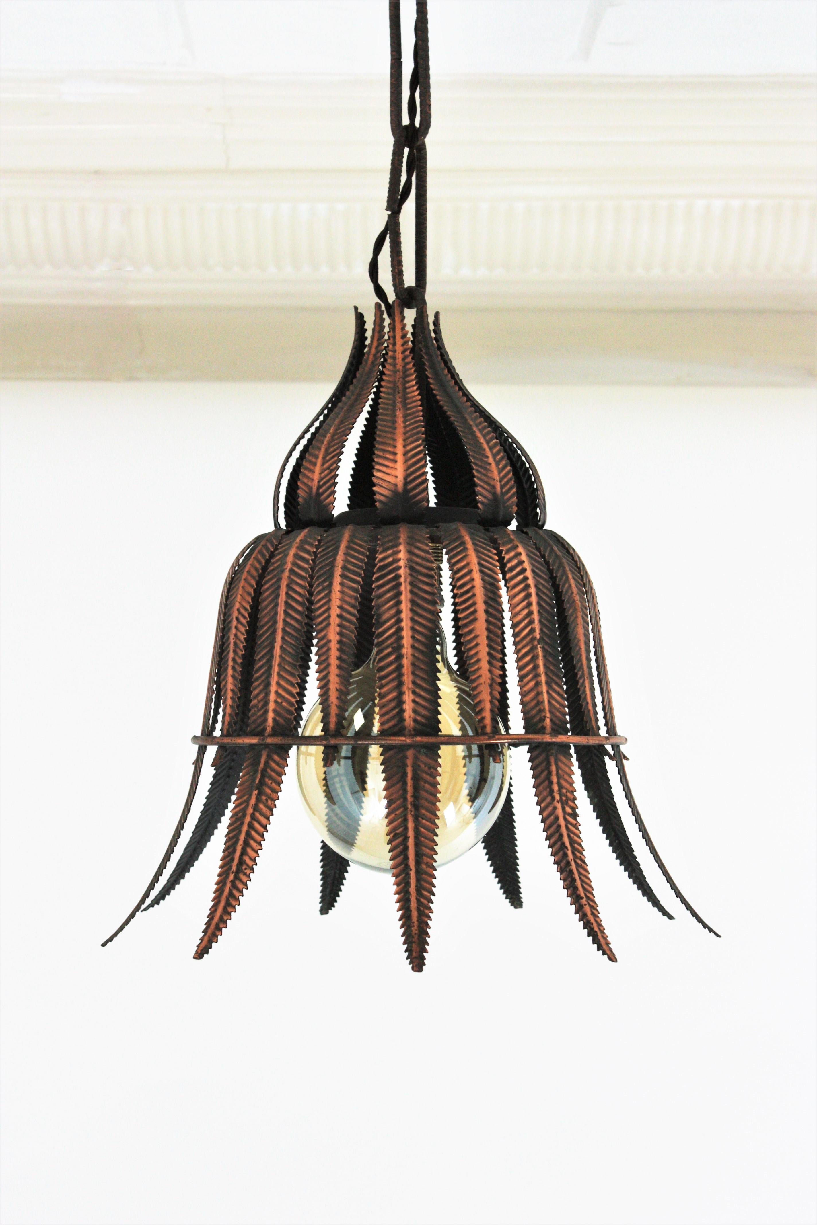 20th Century Midcentury  Sunburst Starburst Pendant Light in Copper Metal For Sale