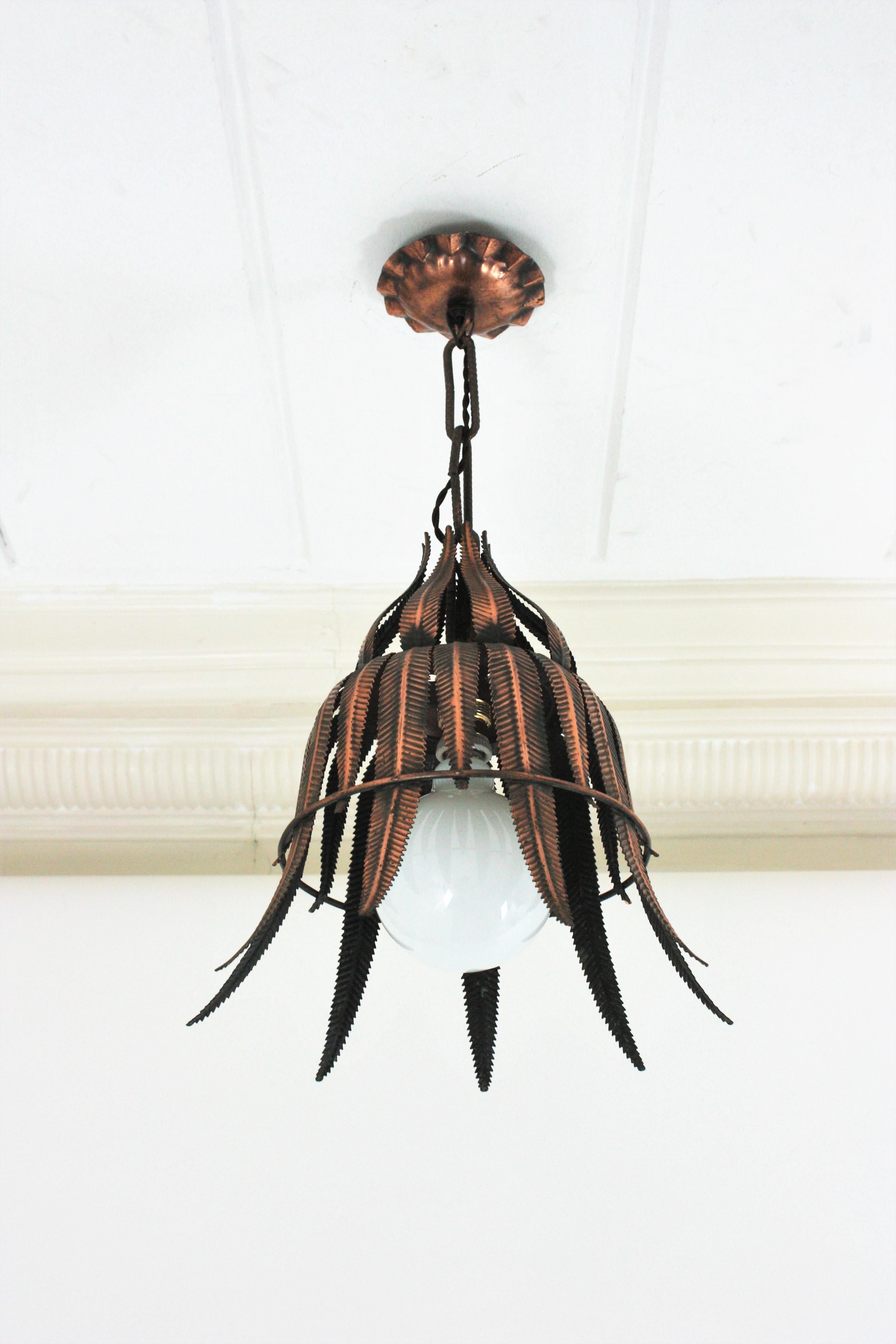 Midcentury  Sunburst Starburst Pendant Light in Copper Metal For Sale 3