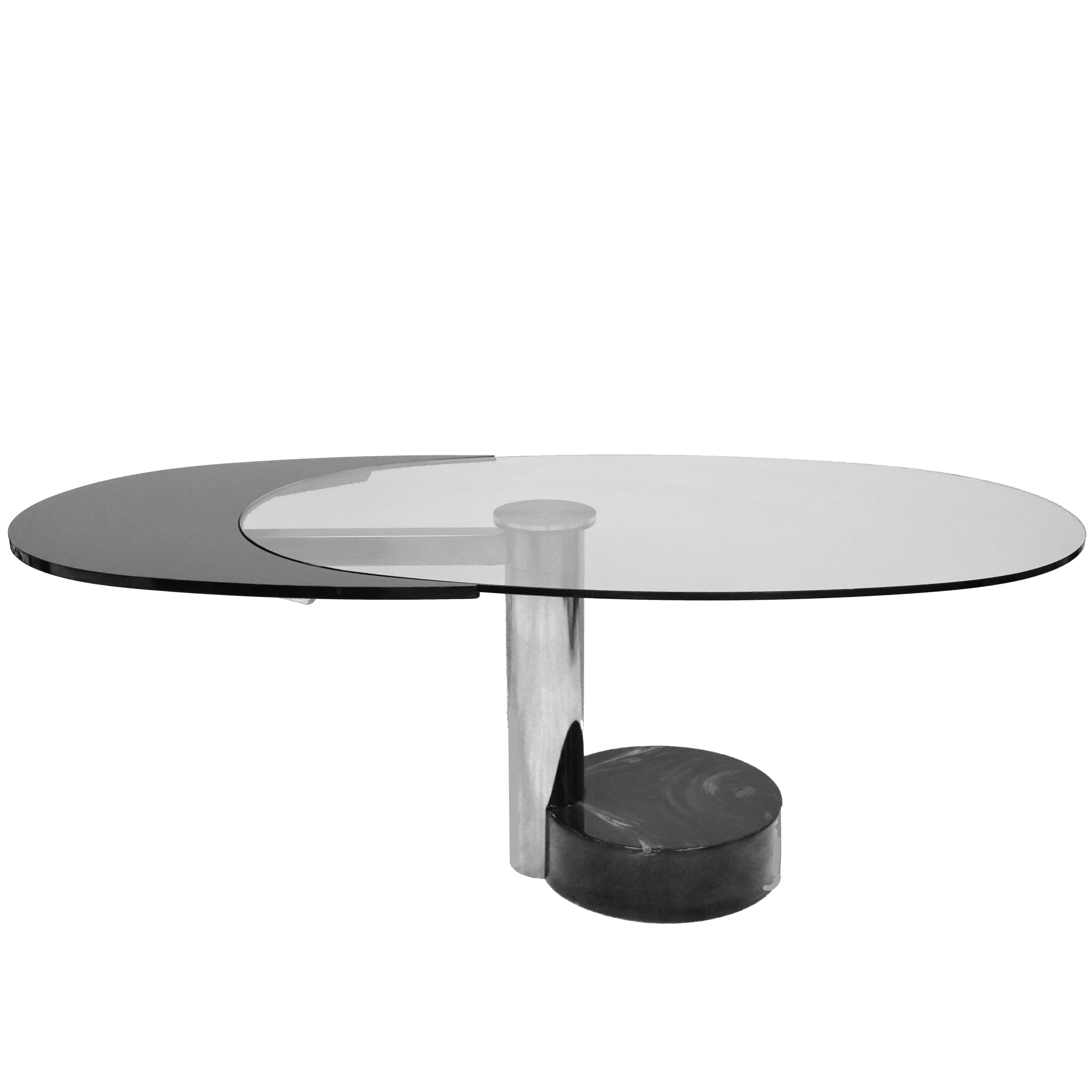 Midcentury Steel and Glass Oval Revolving Dining Table after Pierre Cardin 1960s In Good Condition In Roma, IT