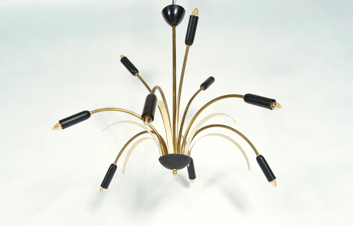 Enameled Midcentury Stilnovo 9-Arm Italian Spider Pendant Light Brass Copper Sputnik 1950 For Sale