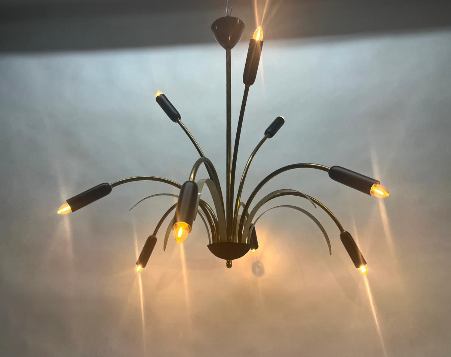 Metal Midcentury Stilnovo 9-Arm Italian Spider Pendant Light Brass Copper Sputnik 1950 For Sale