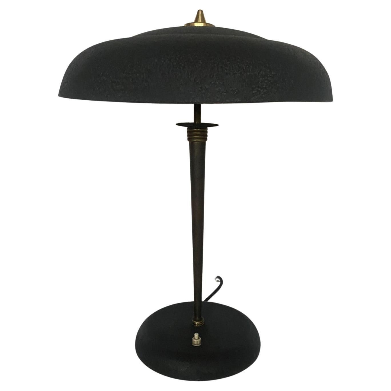 Midcentury Stilnovo Desk or Table Lamp Brass Black Enameled Metal, Iataly, 1950s For Sale