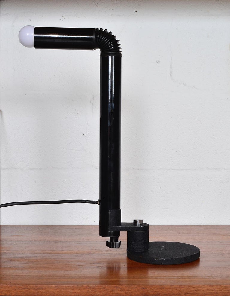 20th Century Midcentury Stilnovo Italian Periscopio Black Desk Table Lamp by D&C Aroldi, 1968 For Sale