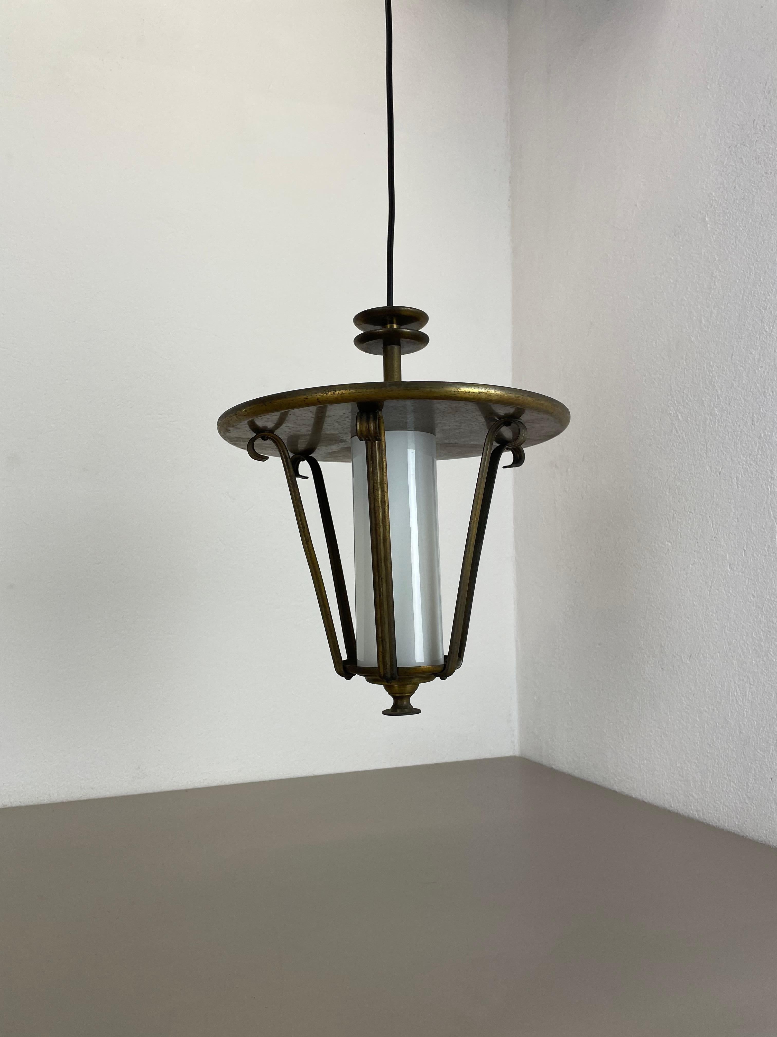 Midcentury Stilnovo Style Brass and Glass Tube Hanging Lantern Light, Italy 1950 In Good Condition In Kirchlengern, DE