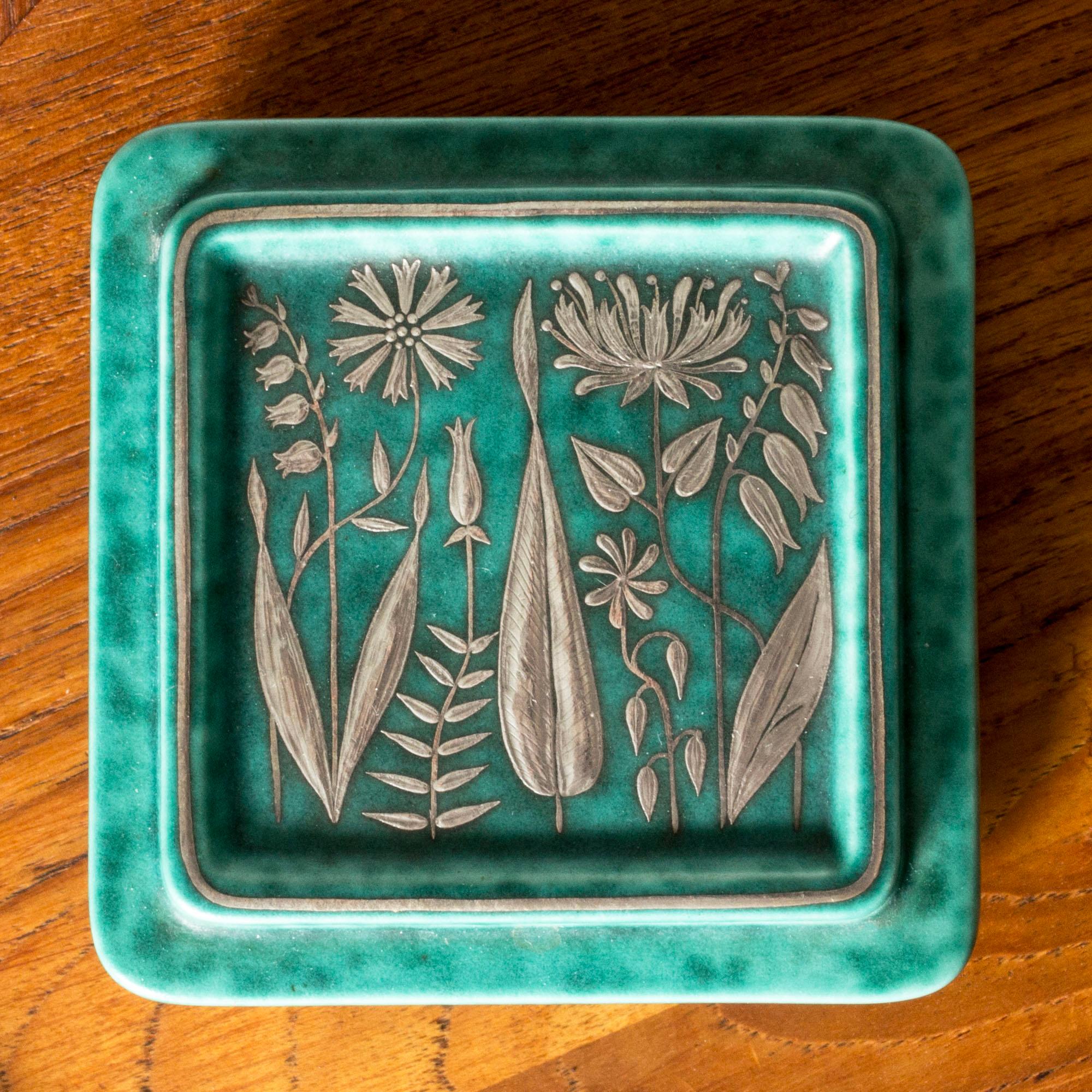 Scandinavian Modern Midcentury Stoneware “Argenta” Box by Wilhelm Kåge, Gustavsberg, Sweden, 1940s For Sale