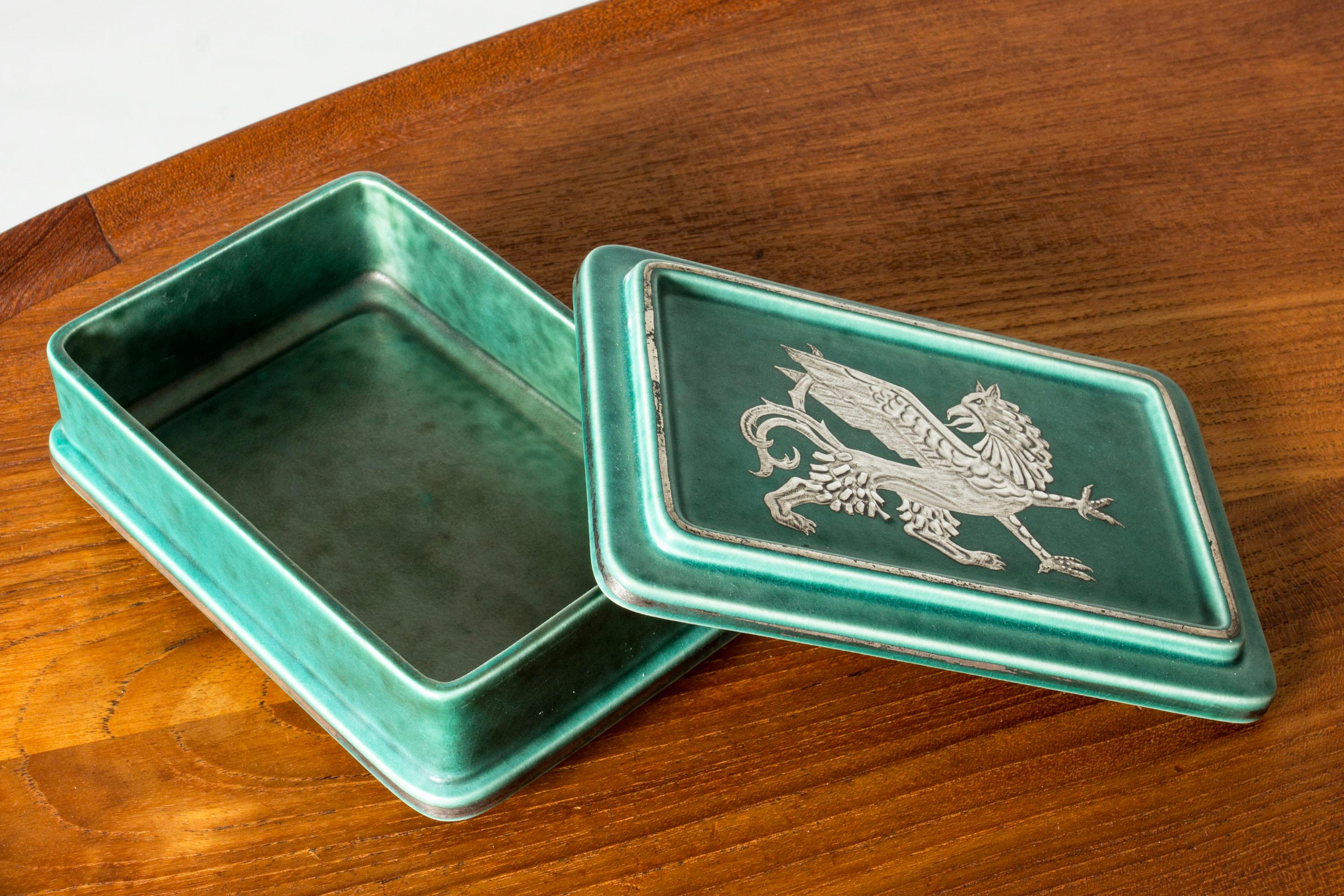 Swedish Midcentury Stoneware “Argenta” Box by Wilhelm Kåge, Gustavsberg, Sweden, 1940s For Sale