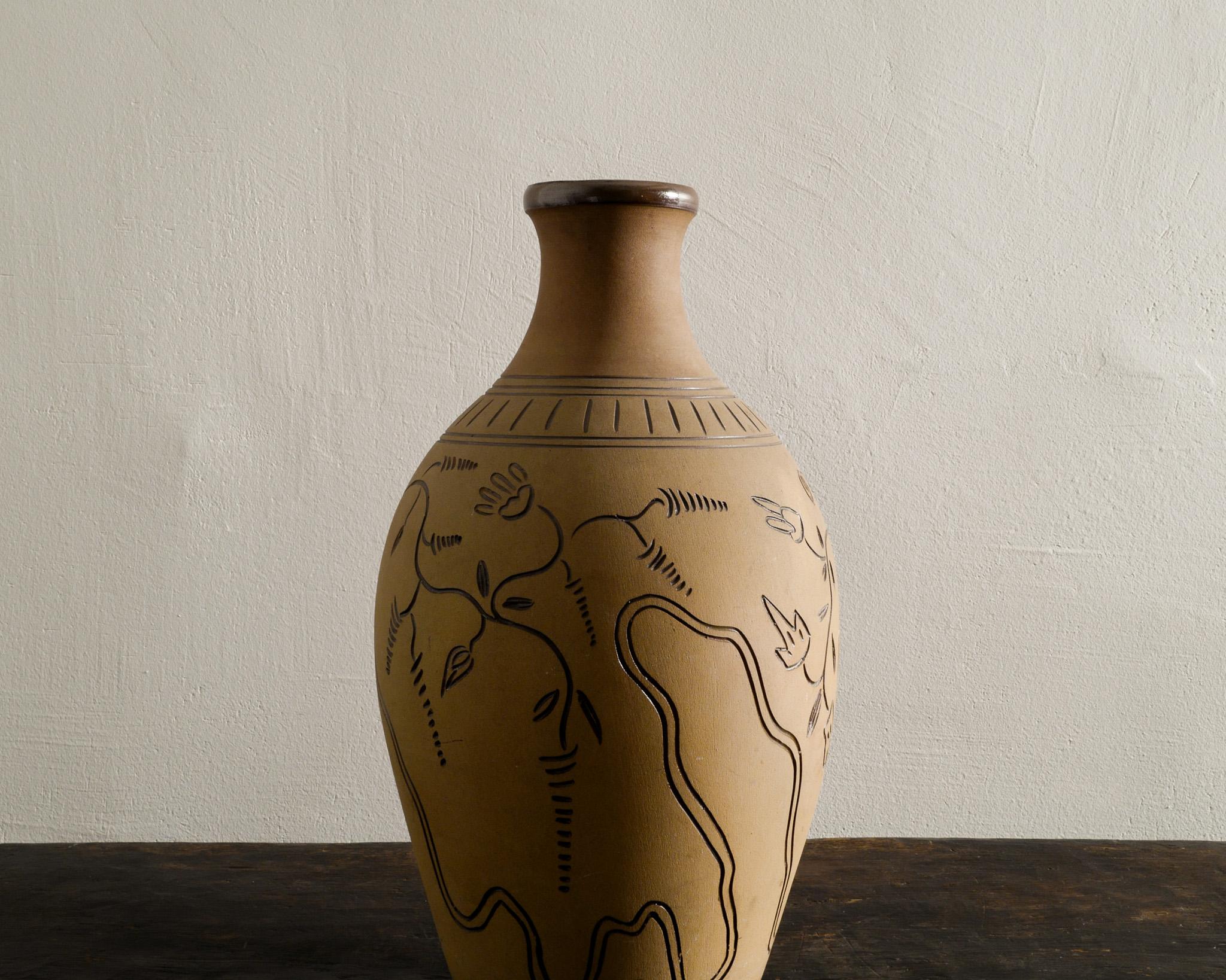Scandinave moderne Vase de sol en grès du milieu du siècle par Sven BOLIN Produit par Höganäs Suède années 1940  en vente