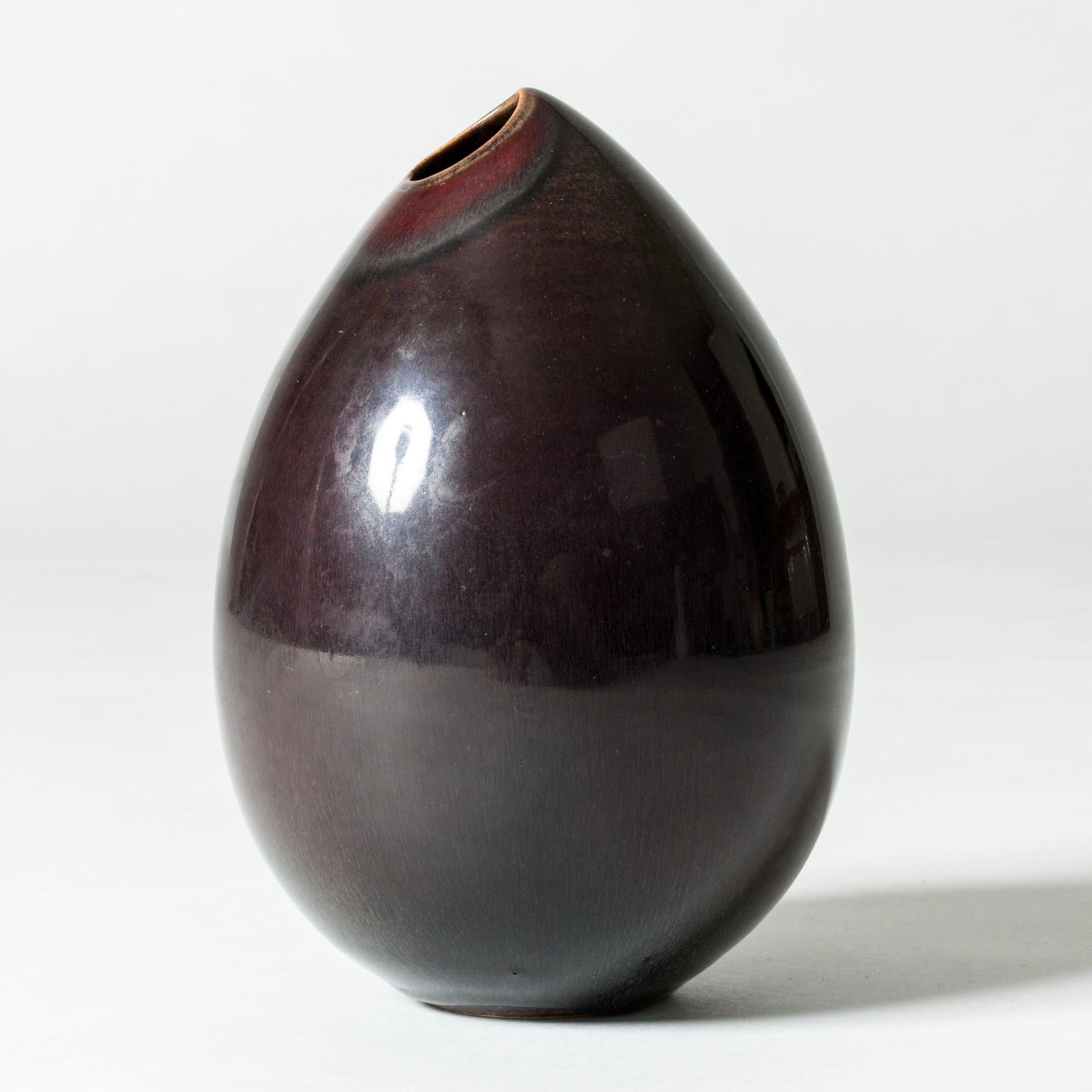 Scandinavo moderno Vaso in gres di metà secolo 