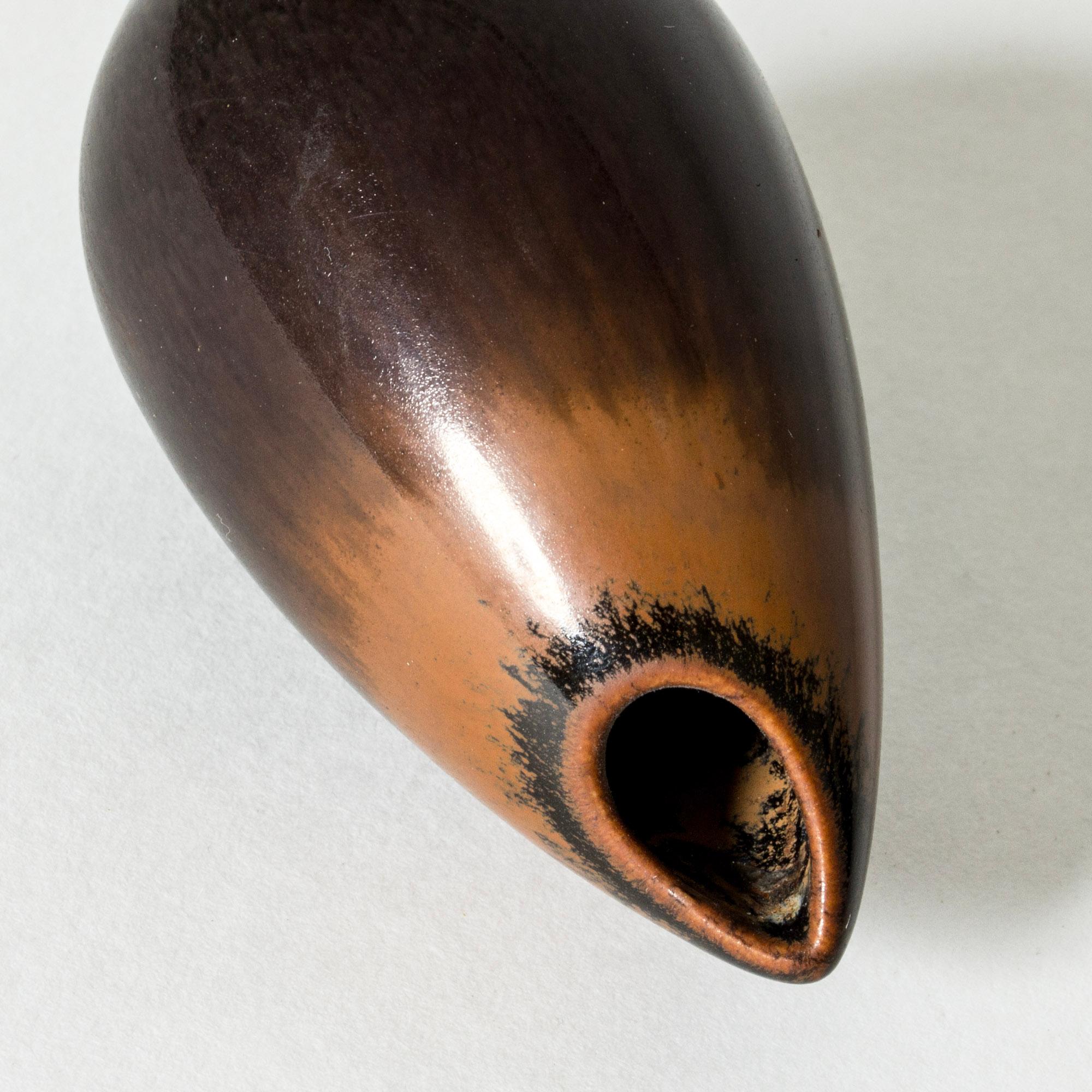 Vaso in gres di metà secolo 