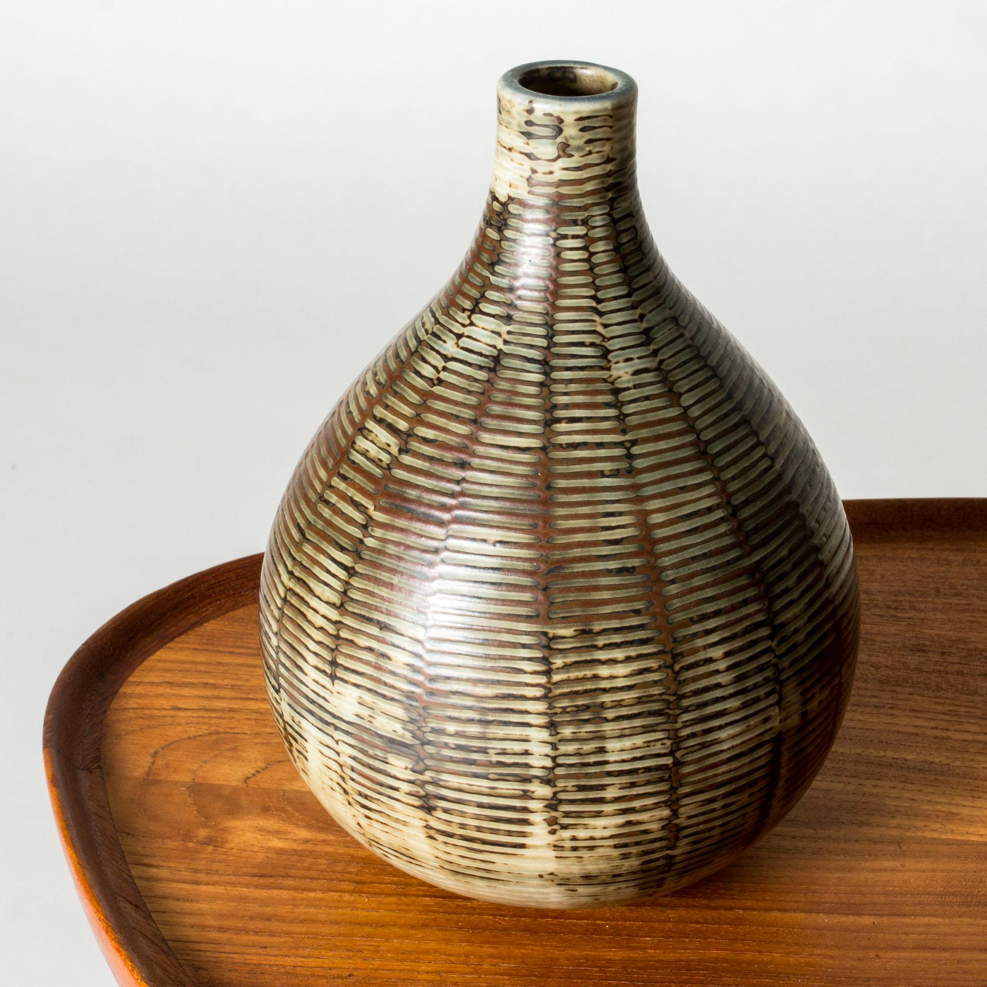 Midcentury Stoneware Vase by Axel Salto, Royal Copenhagen, Denmark, 1940s In condizioni buone in vendita a Stockholm, SE
