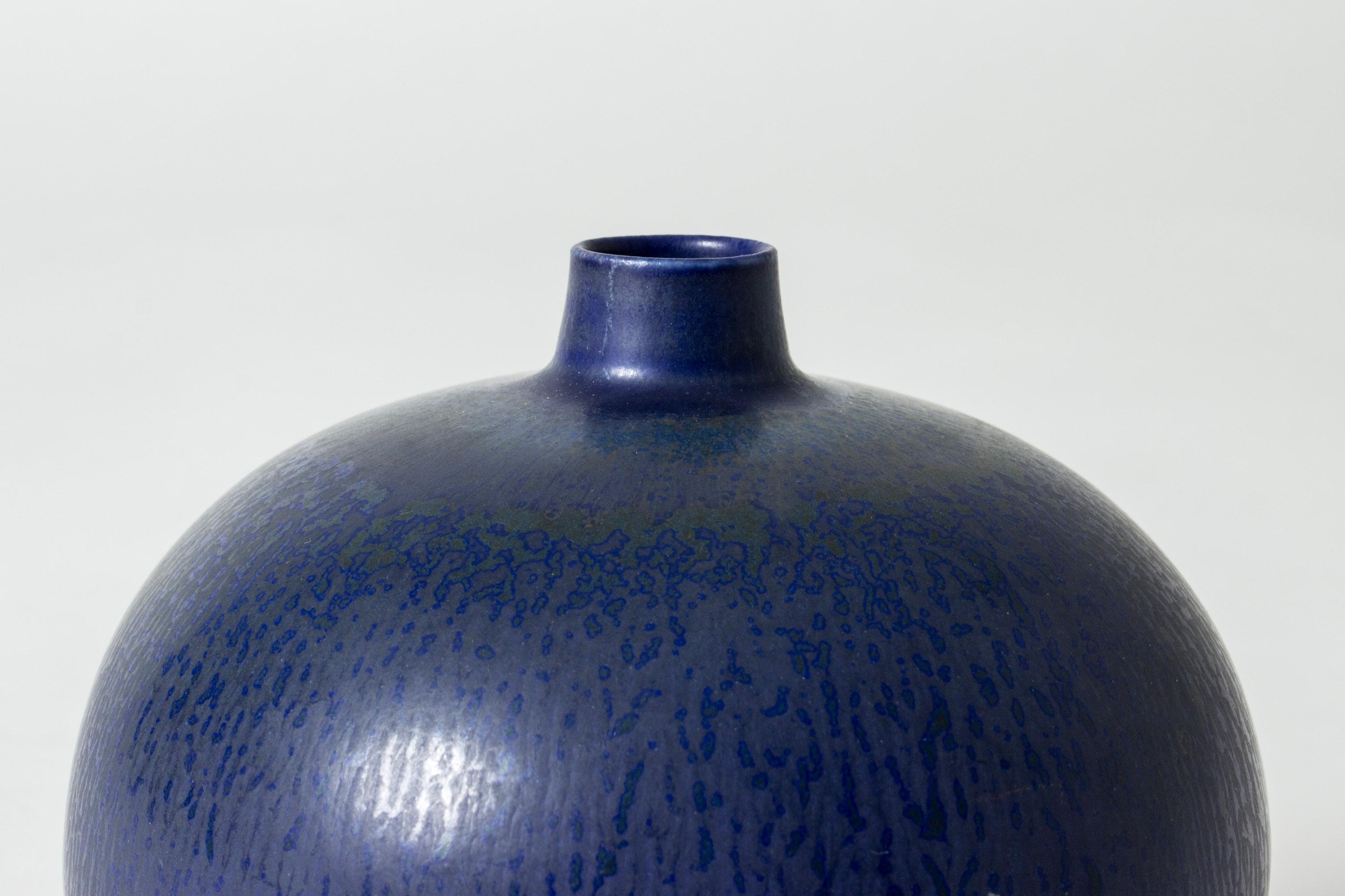 Swedish Midcentury Stoneware Vase by Berndt Friberg, Gustavsberg, Sweden, 1930s