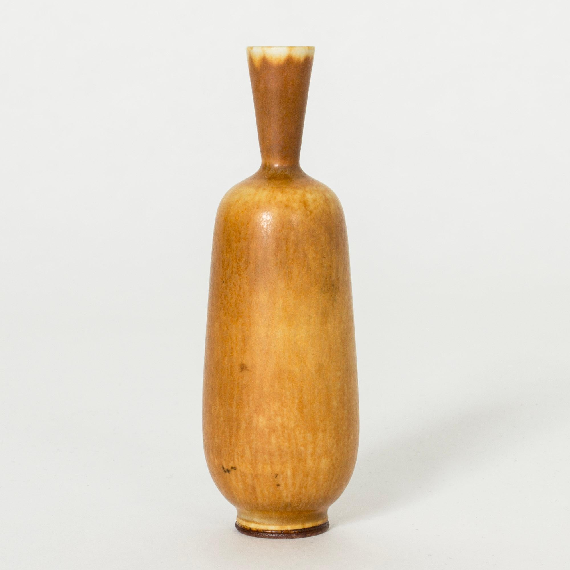 Scandinavian Modern Midcentury Stoneware Vase by Berndt Friberg, Gustavsberg, Sweden, 1950s For Sale