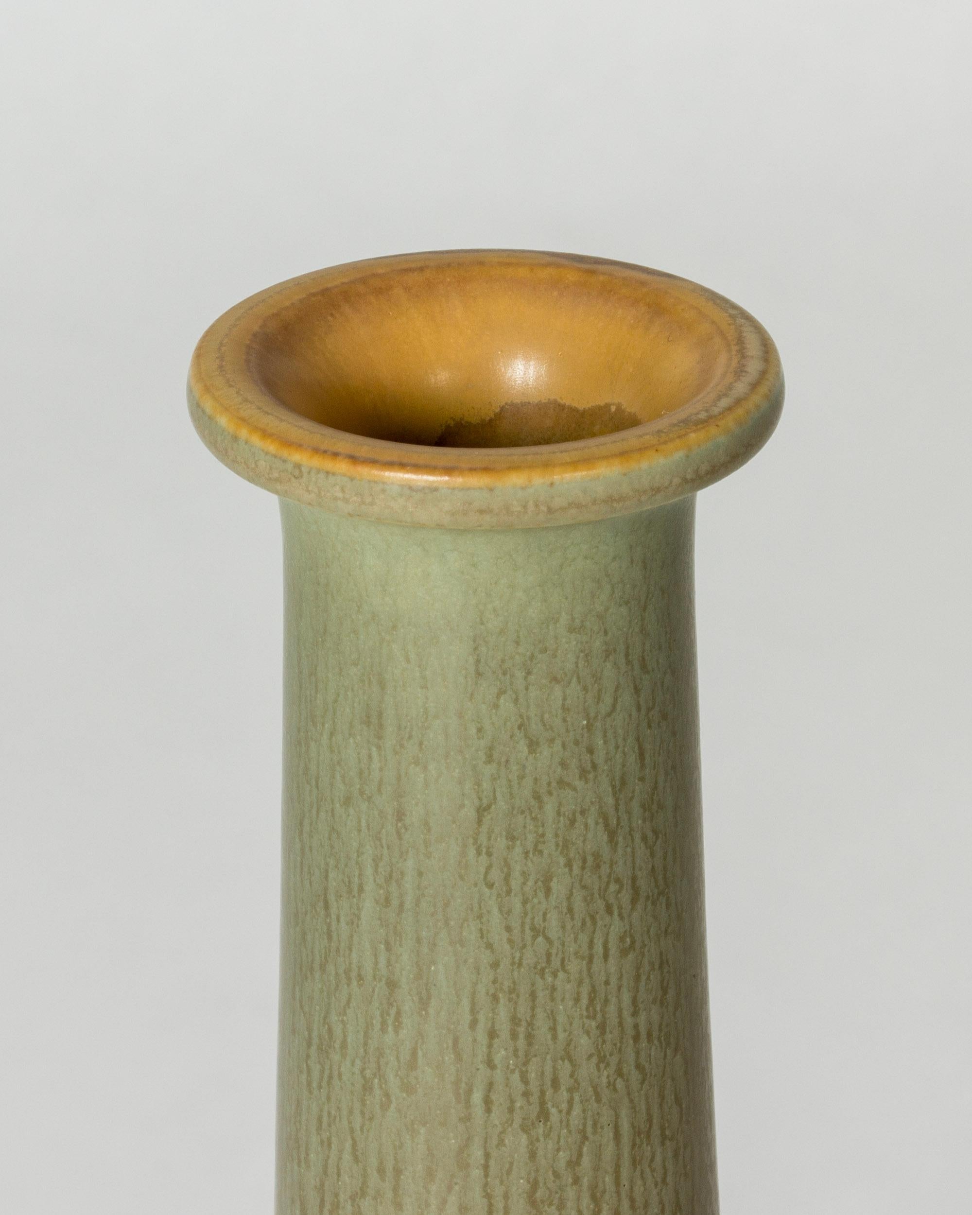 Scandinavian Modern Midcentury Stoneware Vase by Berndt Friberg, Gustavsberg, Sweden, 1950s For Sale