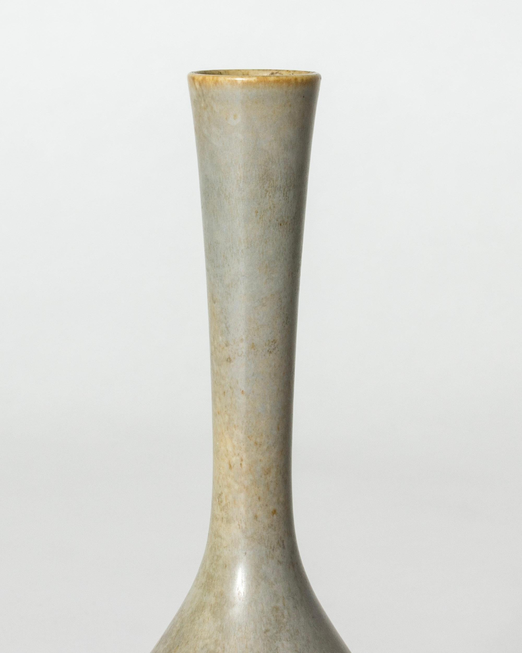 Scandinavian Modern Midcentury Stoneware Vase by Berndt Friberg, Gustavsberg, Sweden, 1950s
