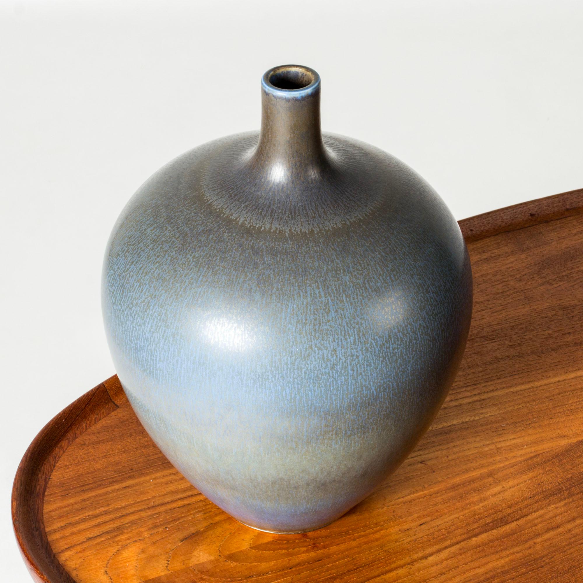 Scandinavo moderno Vaso in gres della metà del secolo scorso di Berndt Friberg, Gustavsberg, Svezia, anni '1950 in vendita
