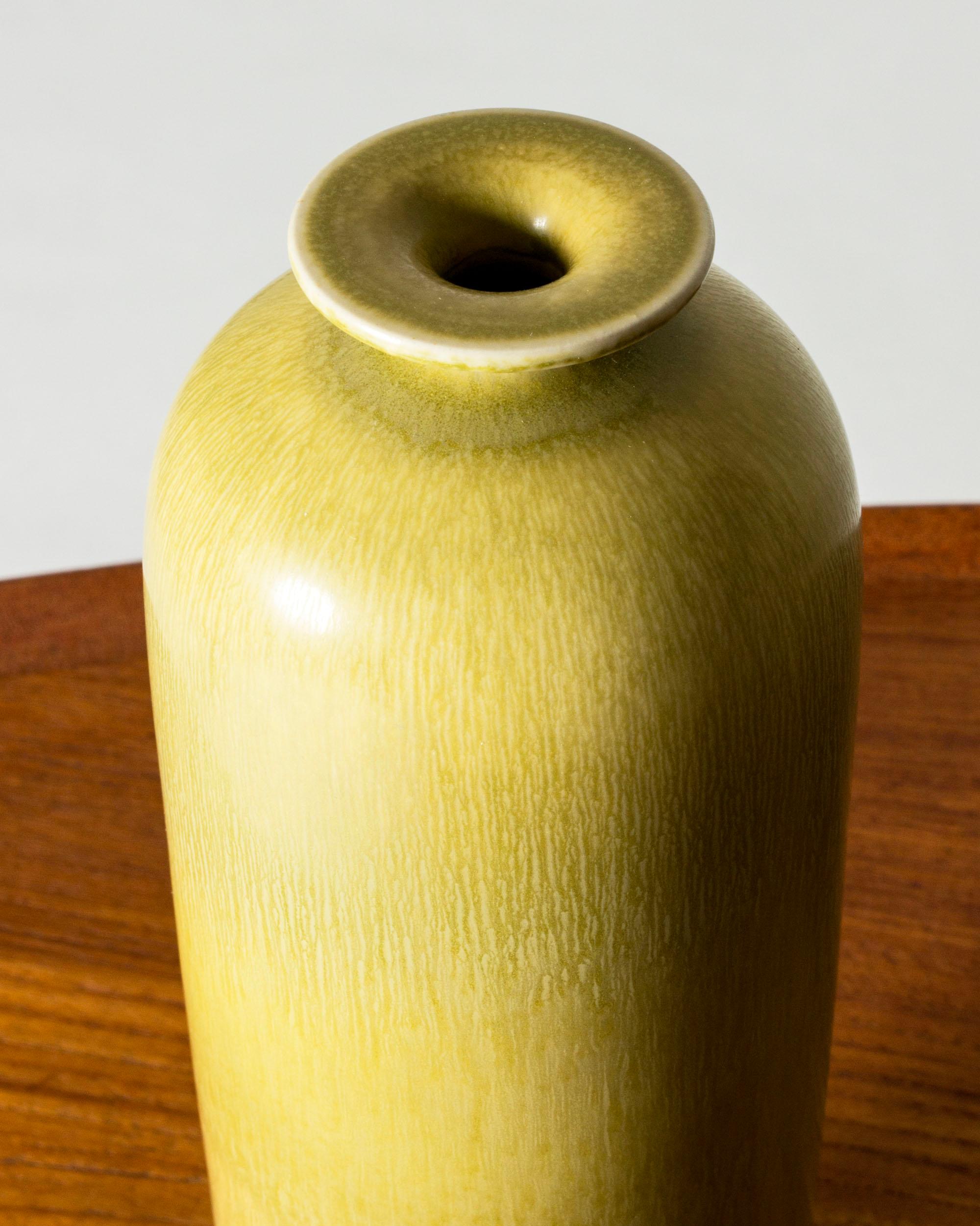 Svedese Vaso in gres della metà del secolo scorso di Berndt Friberg, Gustavsberg, Svezia, anni '50 in vendita