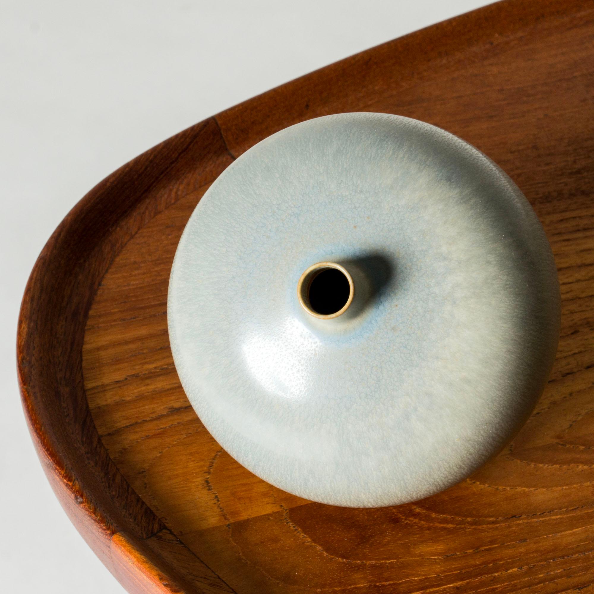Svedese Vaso in gres della metà del secolo scorso di Berndt Friberg, Gustavsberg, Svezia, anni '1950 in vendita