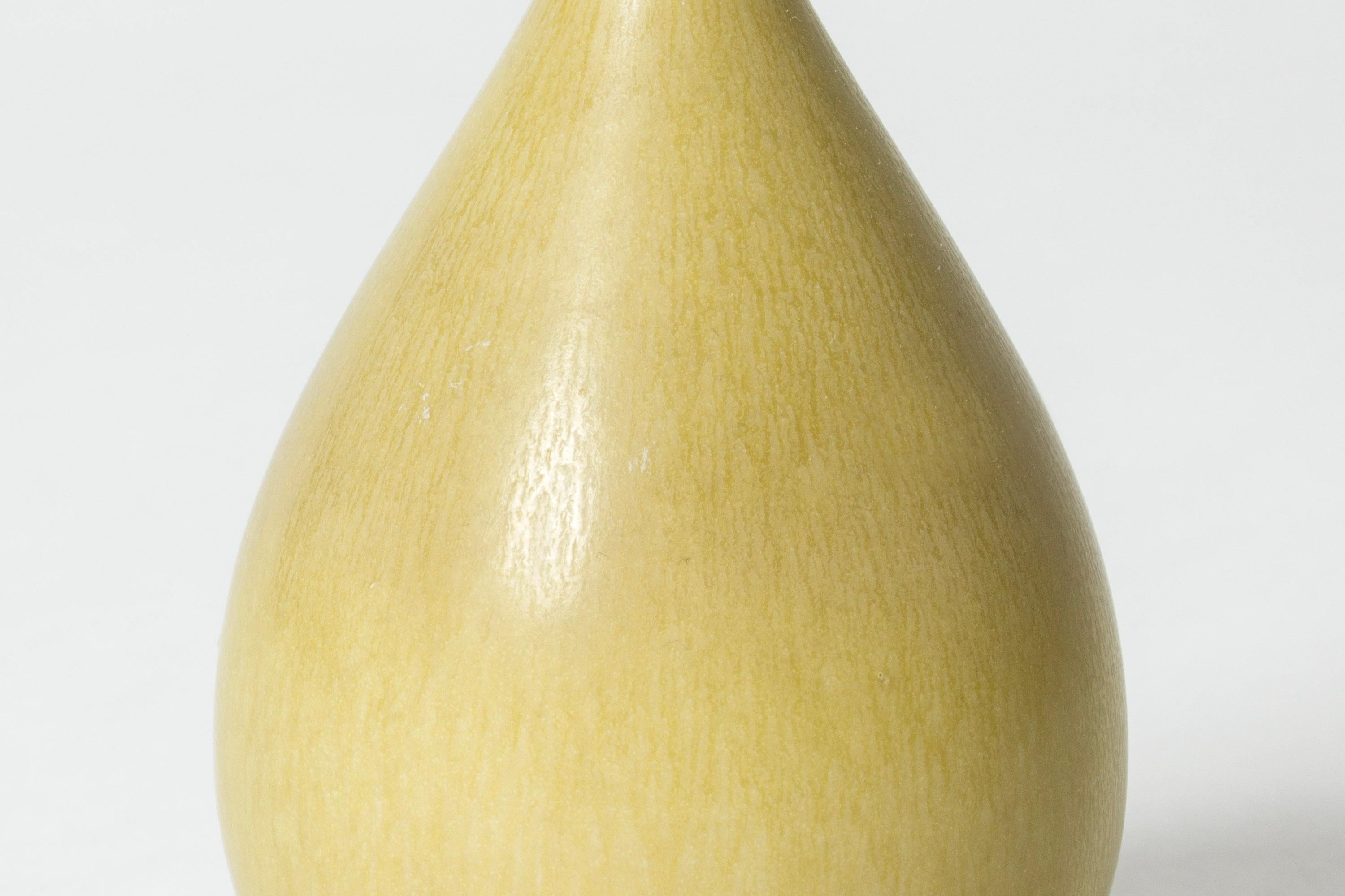 Midcentury Stoneware Vase by Berndt Friberg, Gustavsberg, Sweden, 1950s In Good Condition For Sale In Stockholm, SE