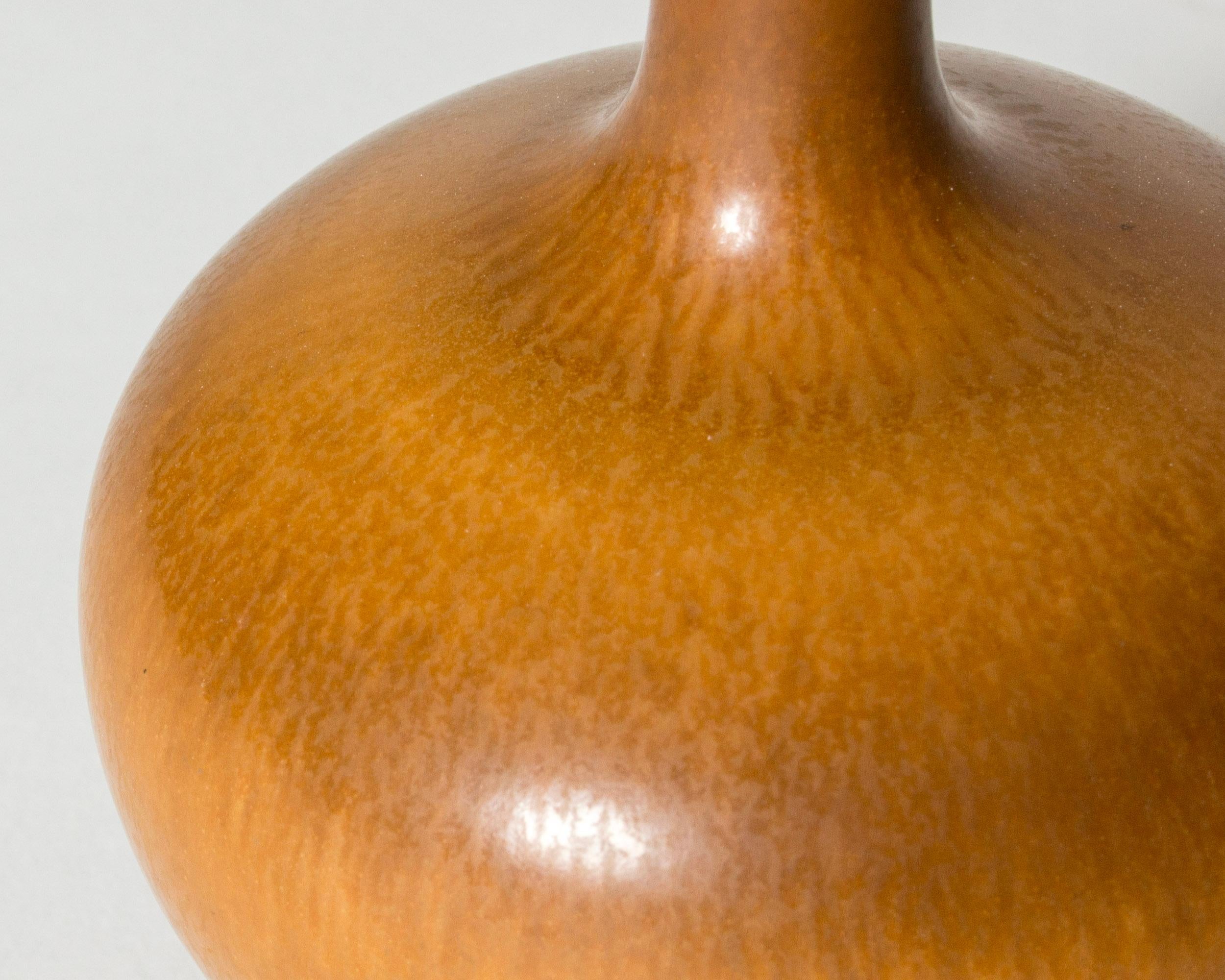 Midcentury Stoneware Vase by Berndt Friberg, Gustavsberg, Sweden, 1950s In Good Condition For Sale In Stockholm, SE