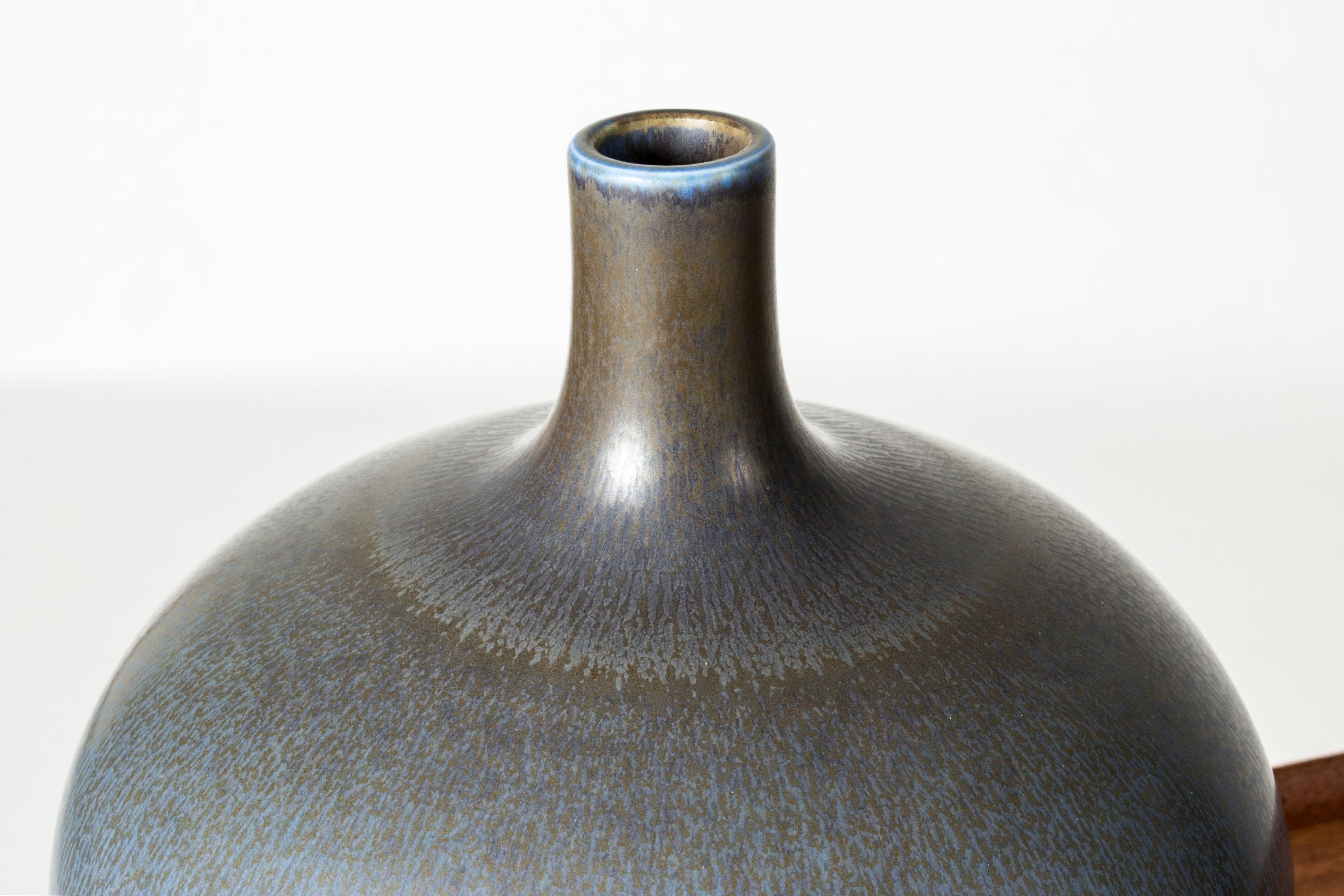 Metà XX secolo Vaso in gres della metà del secolo scorso di Berndt Friberg, Gustavsberg, Svezia, anni '1950 in vendita