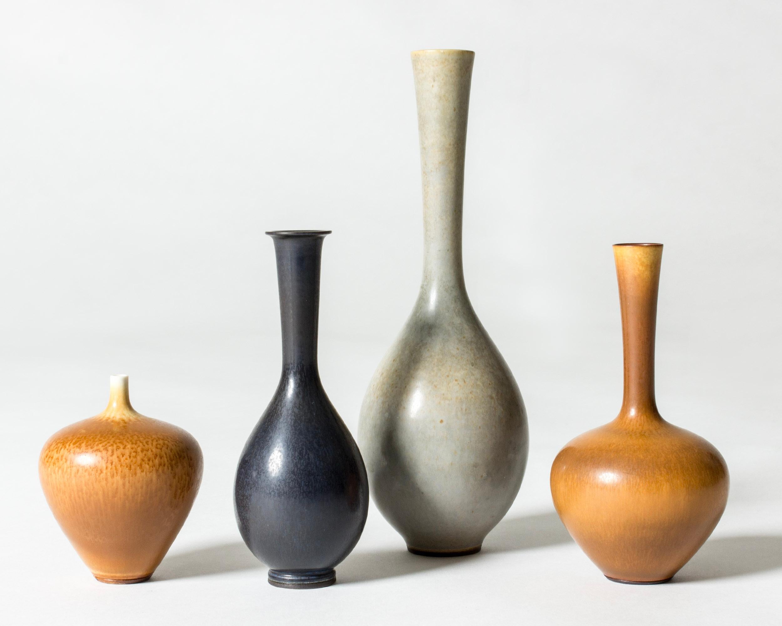 Grès porcellanato Vaso in gres della metà del secolo scorso di Berndt Friberg, Gustavsberg, Svezia, anni '1950 in vendita