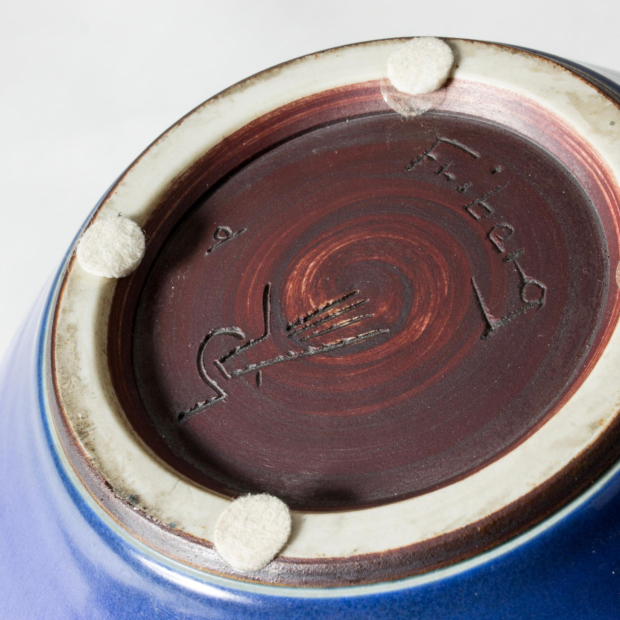 Grès porcellanato Vaso in gres della metà del secolo scorso di Berndt Friberg, Gustavsberg, Svezia, anni '1950 in vendita