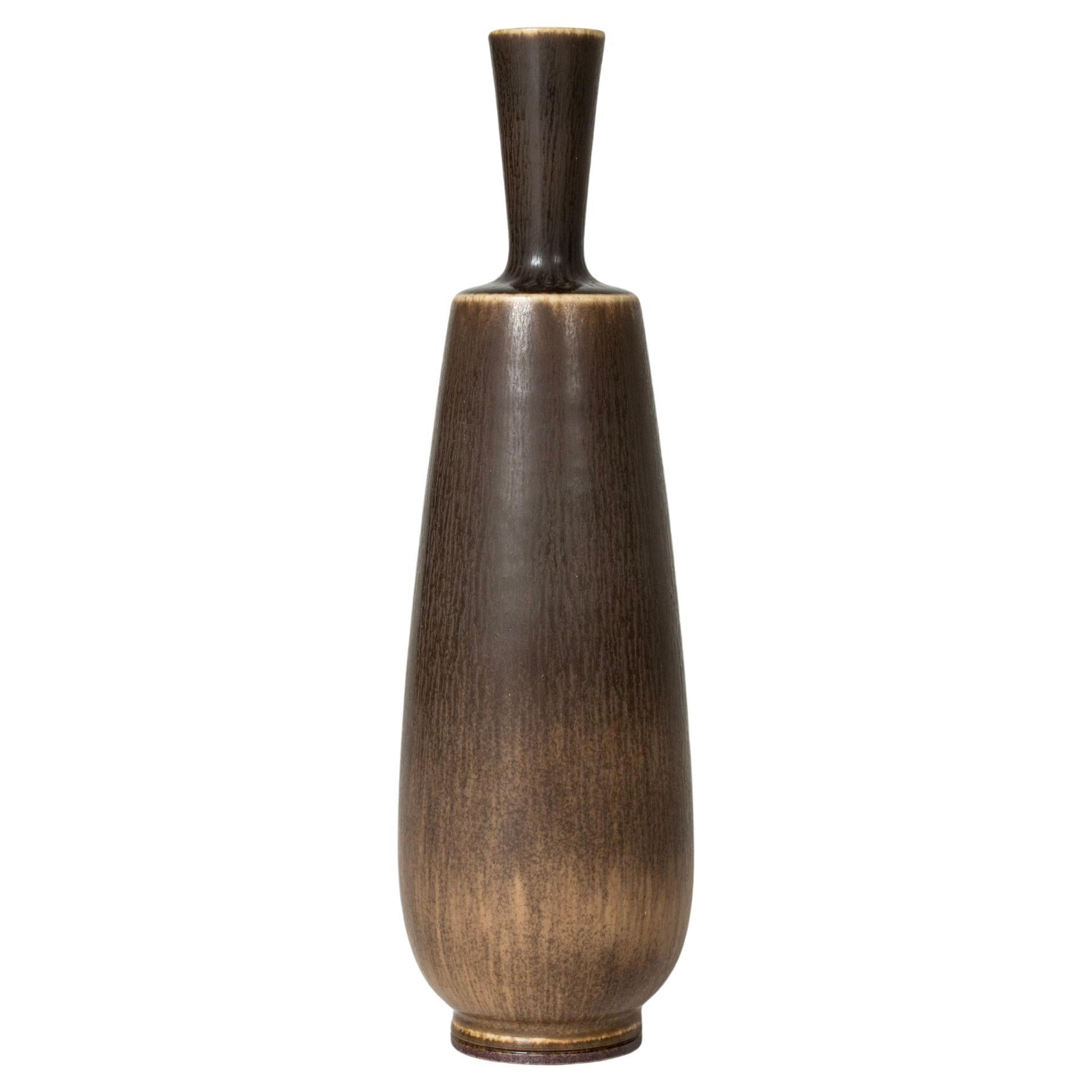 Vase en grès du milieu du siècle dernier de Berndt Friberg, Gustavsberg, Suède, années 1950