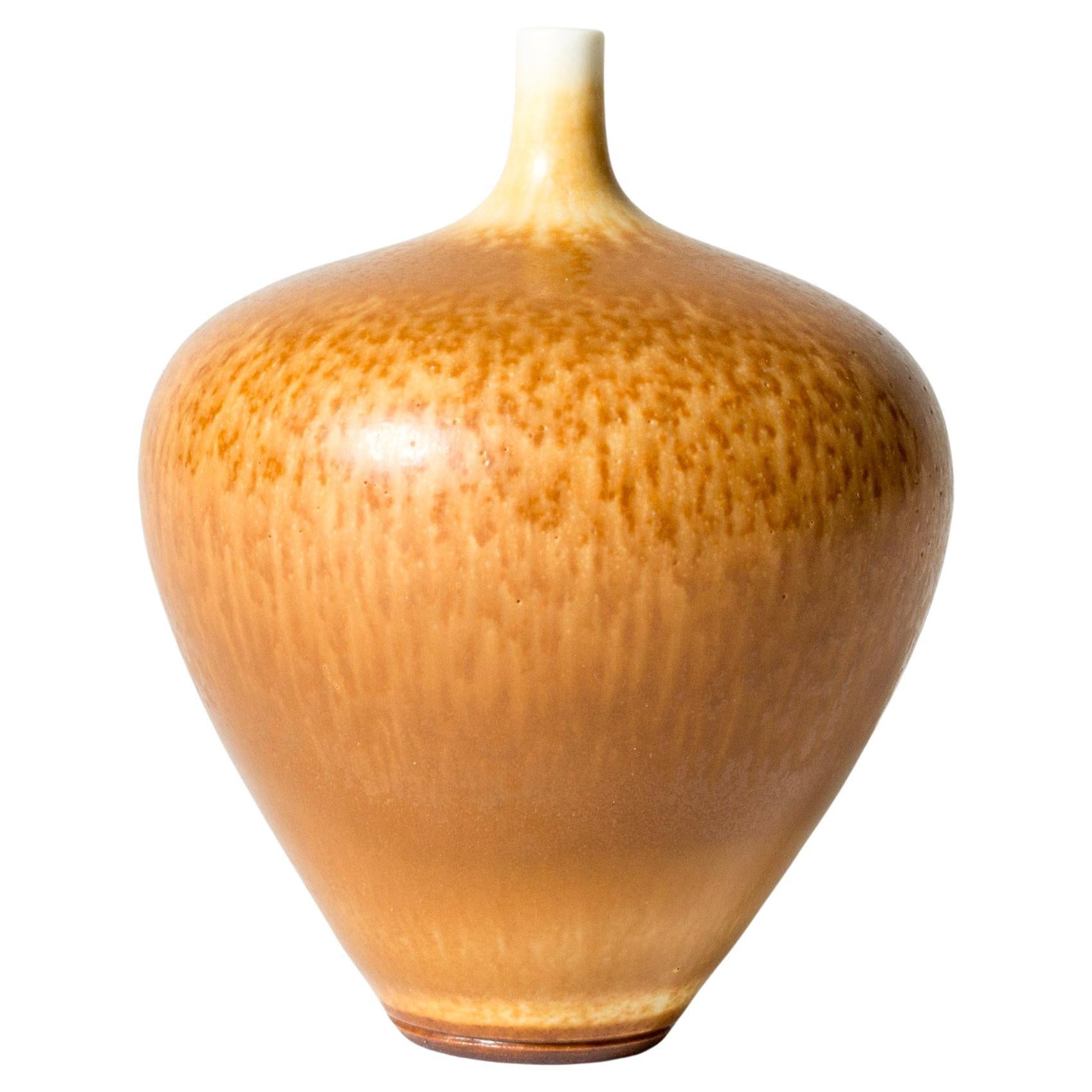 Vaso in gres della metà del secolo scorso di Berndt Friberg, Gustavsberg, Svezia, anni '1950