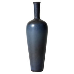Vaso in gres della metà del secolo scorso di Berndt Friberg, Gustavsberg, Svezia, anni '50