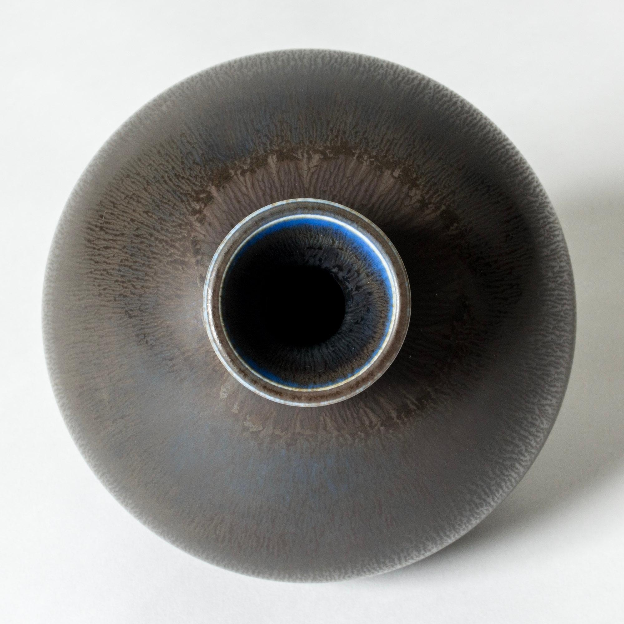 Swedish Midcentury Stoneware Vase by Berndt Friberg, Gustavsberg, Sweden, 1977 For Sale