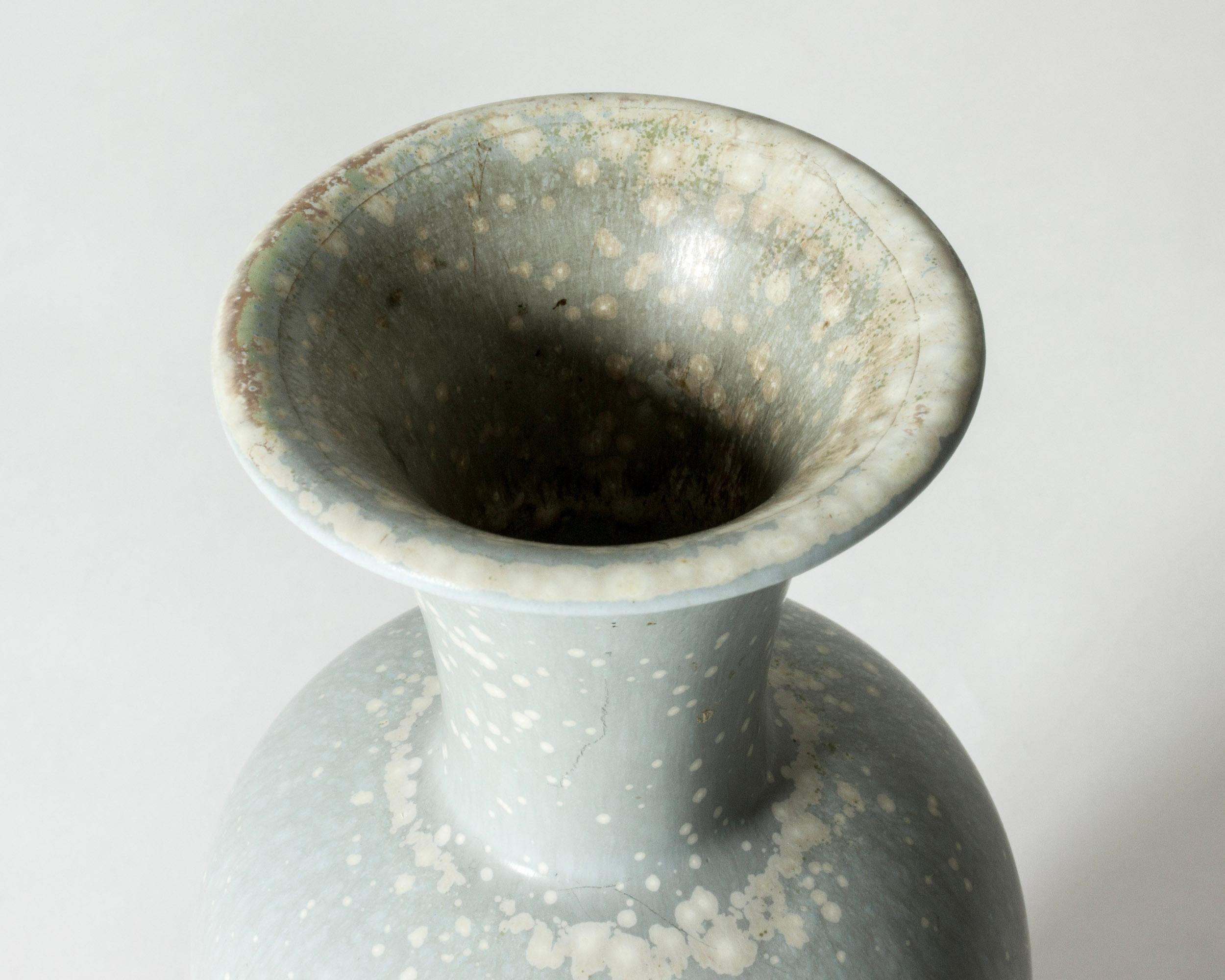 Scandinavian Modern Midcentury Stoneware Vase by Gunnar Nylund for Rörstrand, Sweden, 1940s For Sale