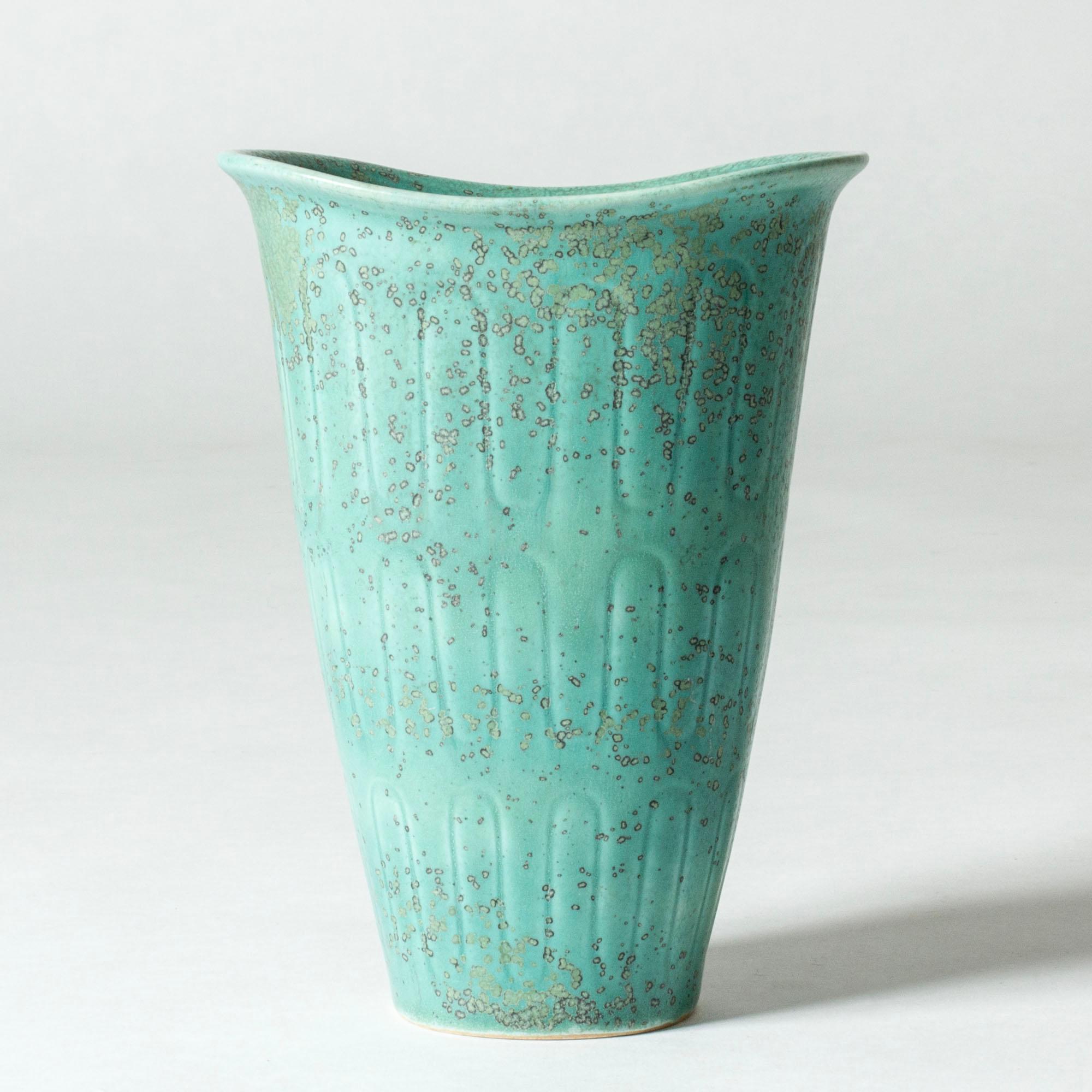 Scandinave moderne Vase en grès du milieu du siècle par Gunnar Nylund pour Rörstrand, Suède, années 1940 en vente