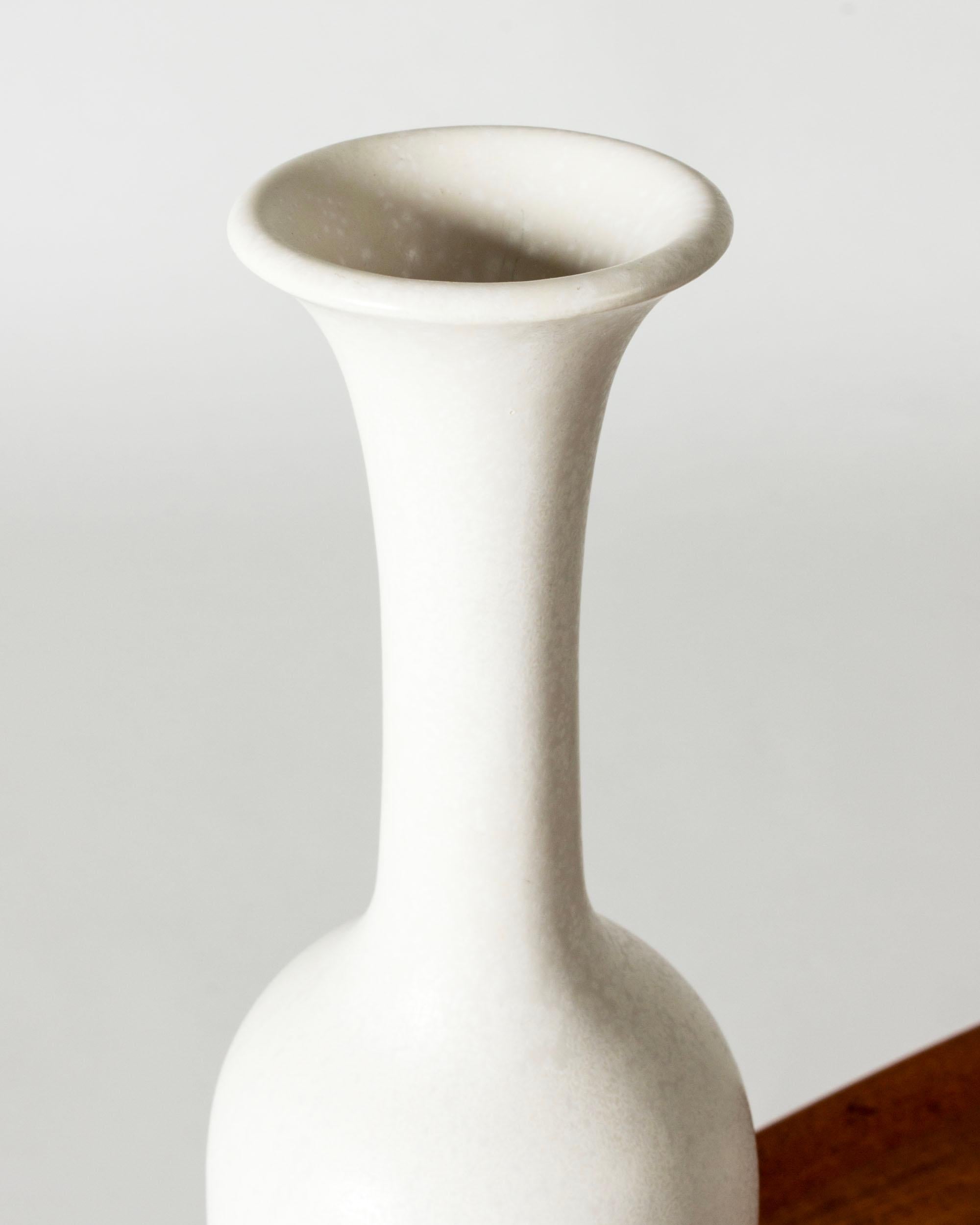 Scandinavian Modern Midcentury Stoneware Vase by Gunnar Nylund for Rörstrand, Sweden, 1940s For Sale