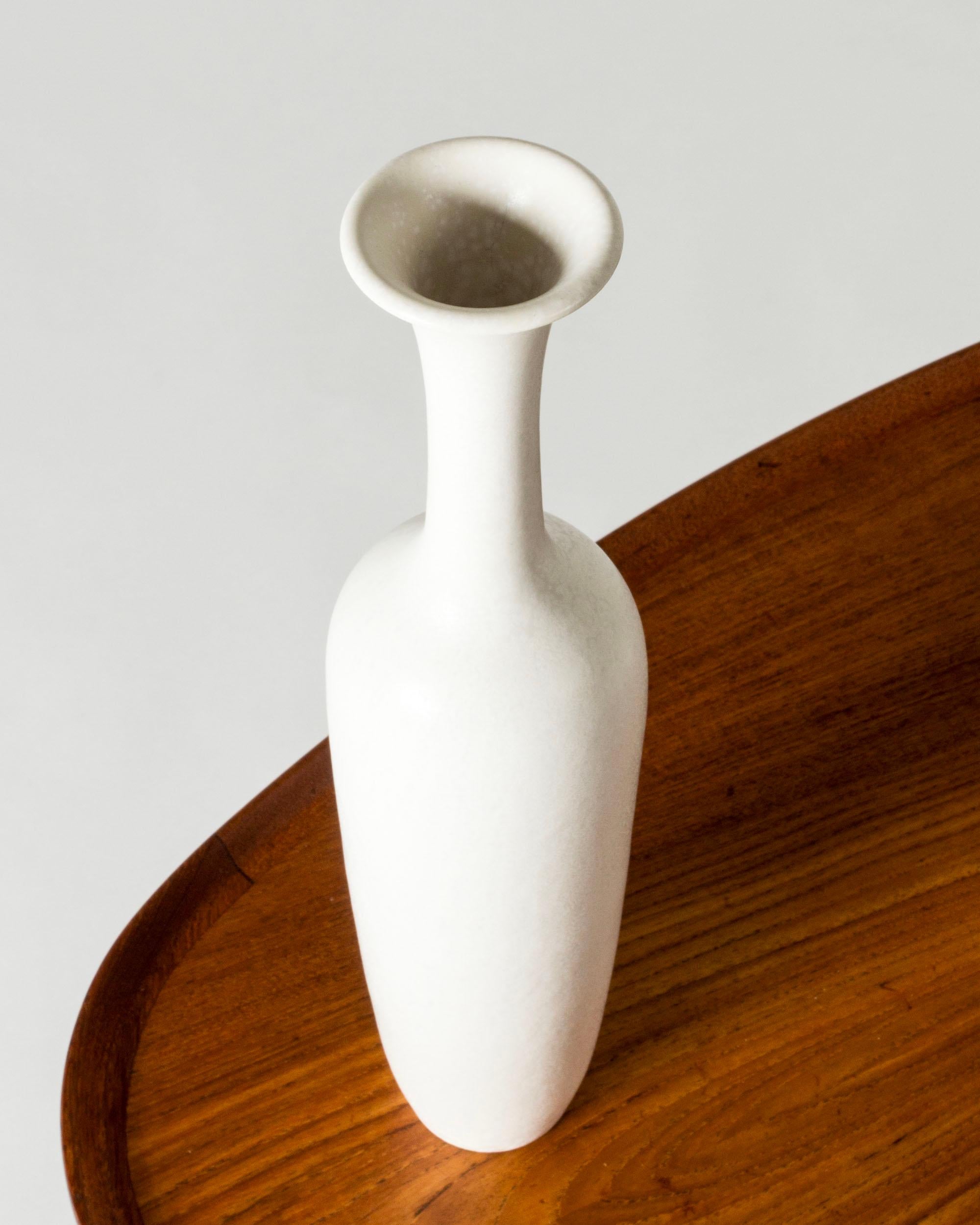 Swedish Midcentury Stoneware Vase by Gunnar Nylund for Rörstrand, Sweden, 1940s For Sale