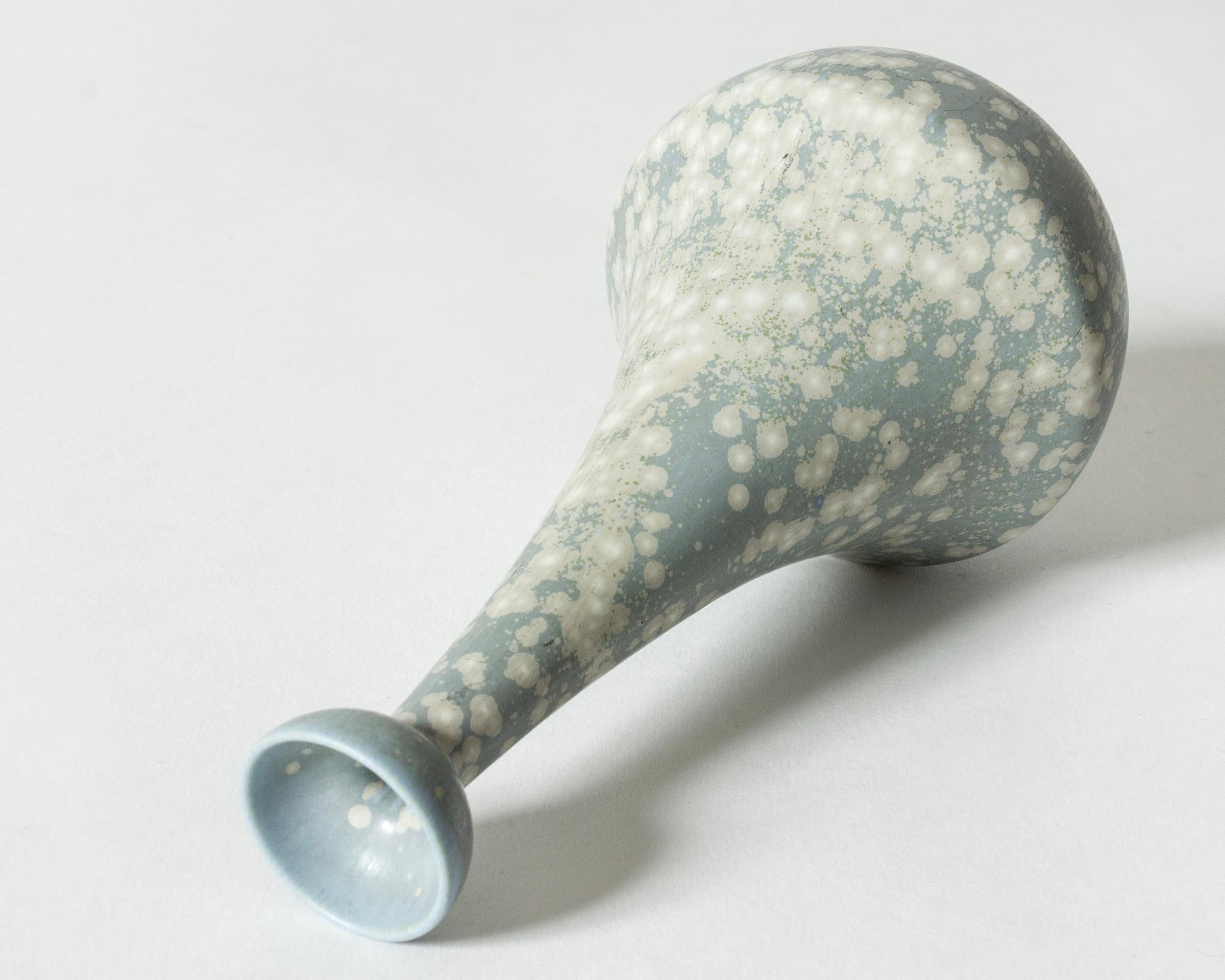 Midcentury Stoneware Vase by Gunnar Nylund for Rörstrand, Sweden, 1940s In Good Condition For Sale In Stockholm, SE
