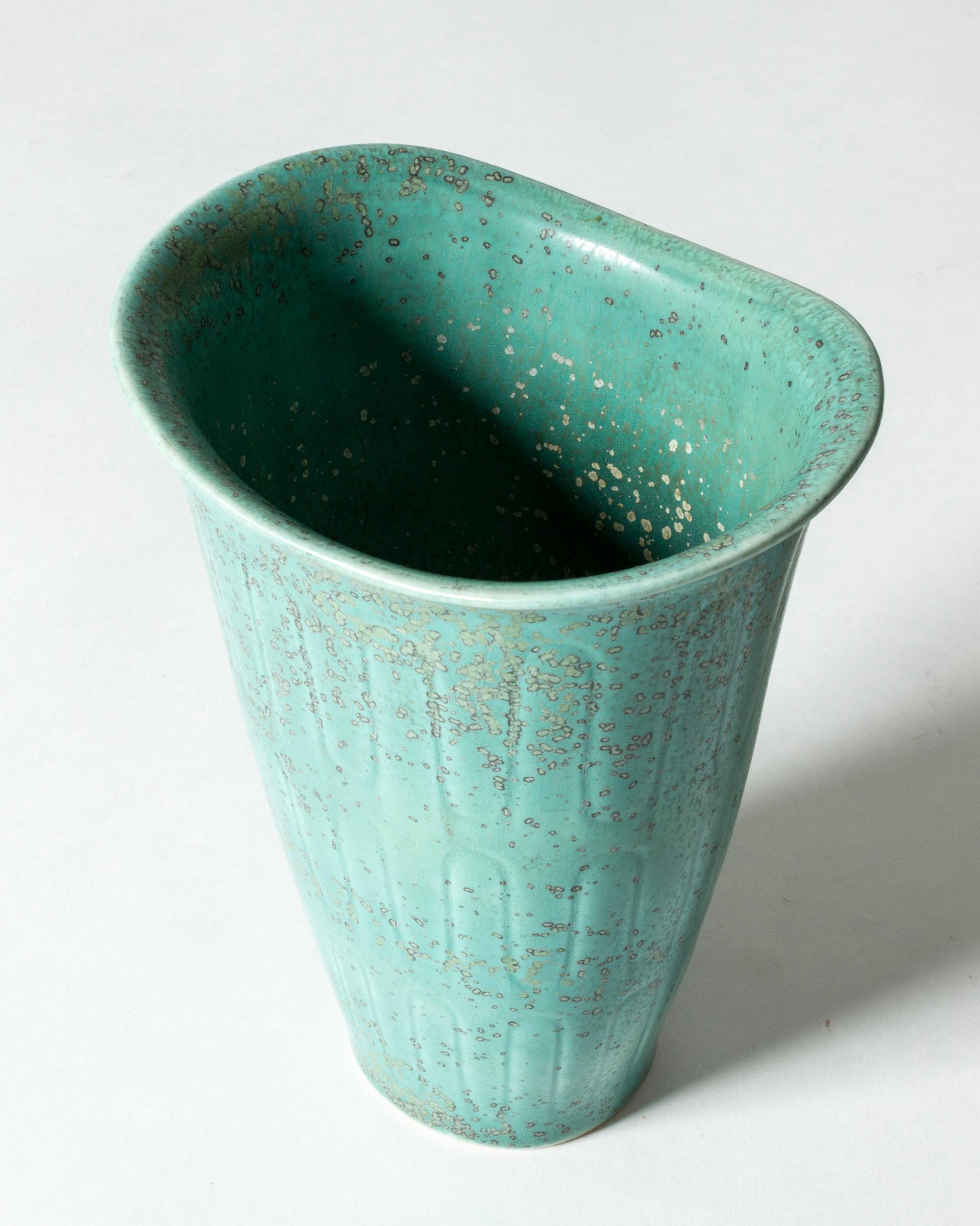 Vase en grès du milieu du siècle par Gunnar Nylund pour Rörstrand, Suède, années 1940 Bon état - En vente à Stockholm, SE