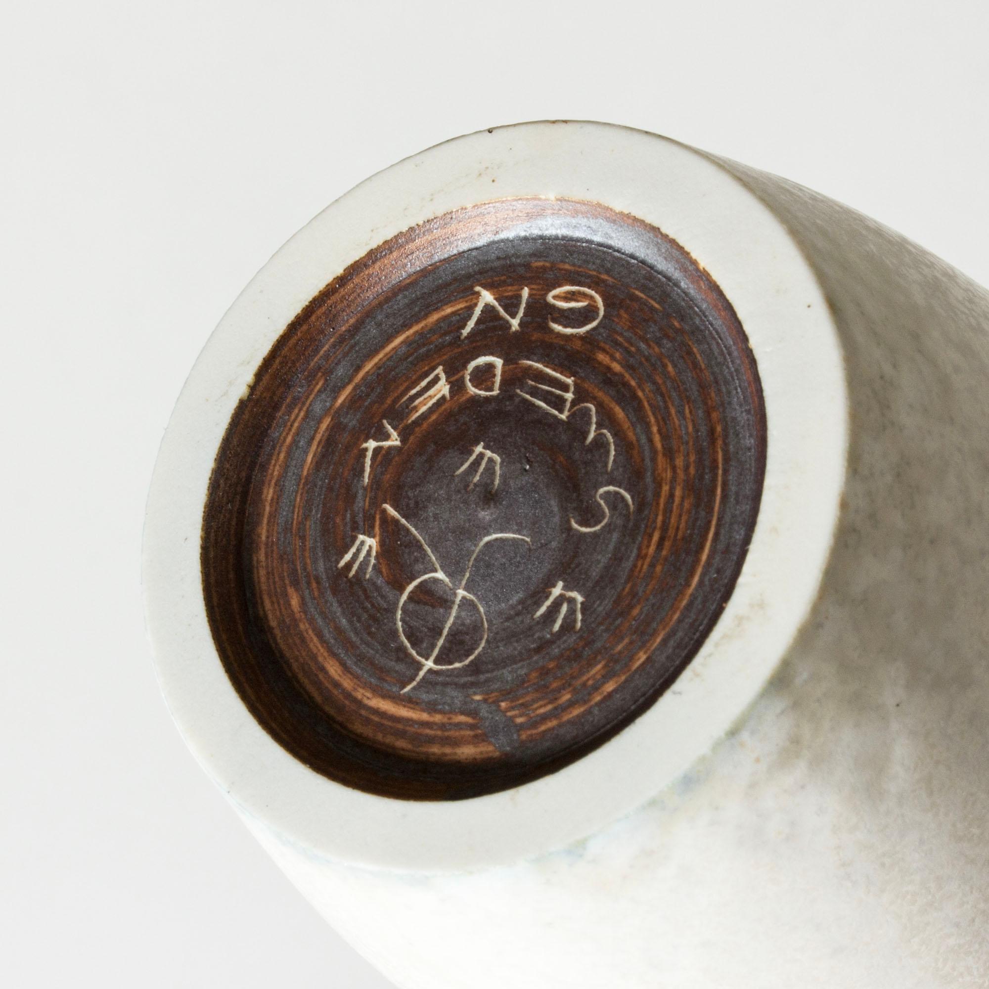 Midcentury Stoneware Vase by Gunnar Nylund for Rörstrand, Sweden, 1940s In Good Condition For Sale In Stockholm, SE